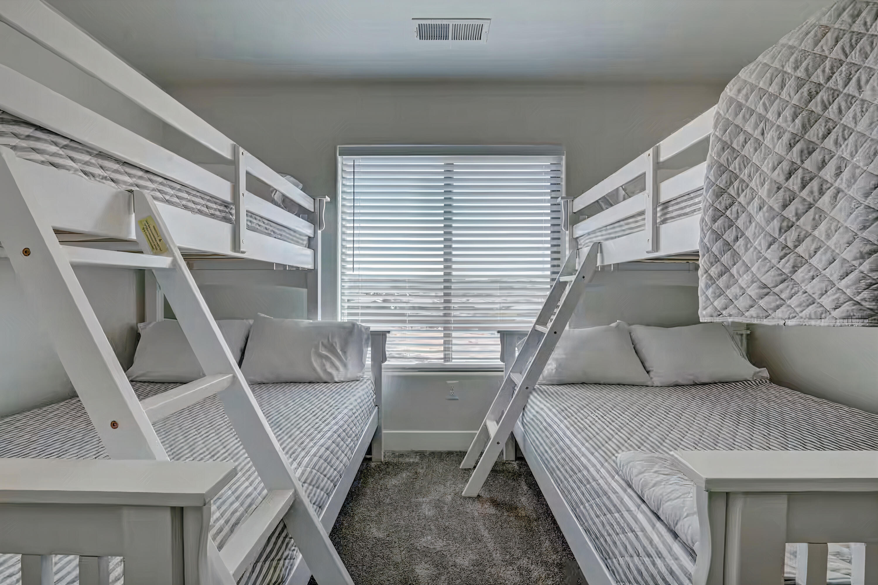 10 DIAGONAL CONDOS - Residential