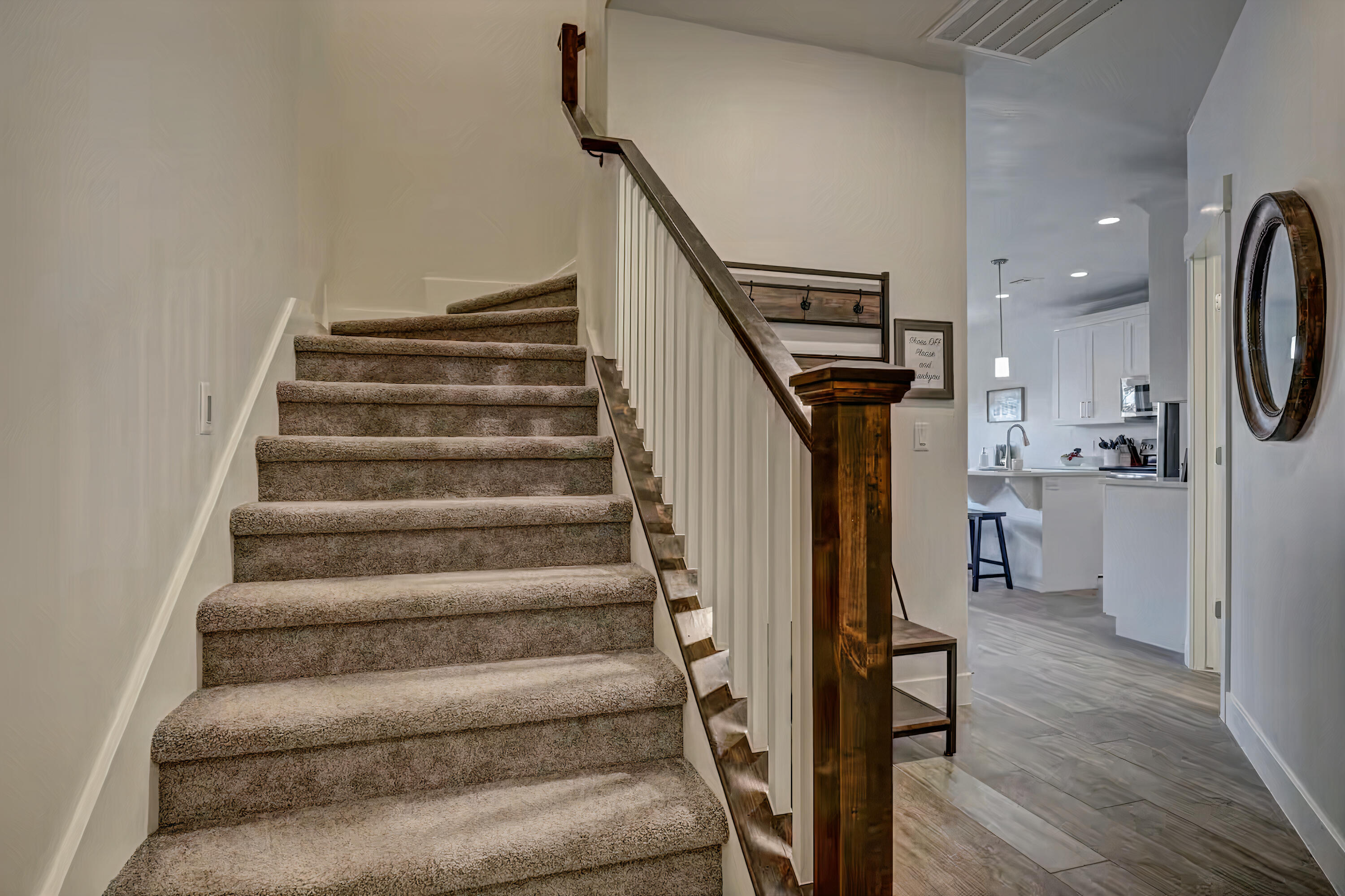 10 DIAGONAL CONDOS - Residential