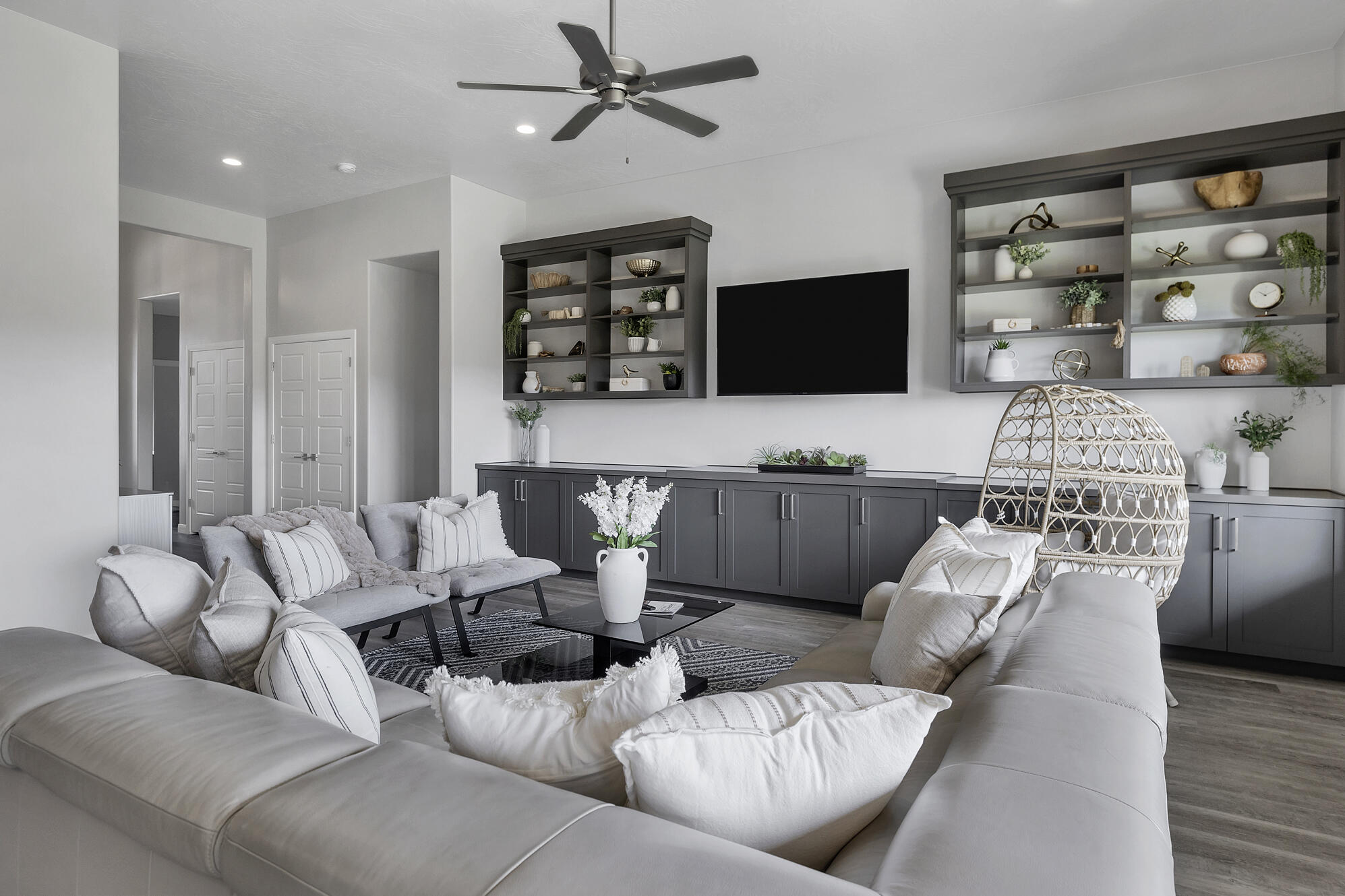 SEDERO AT DESERT SANDS - Residential