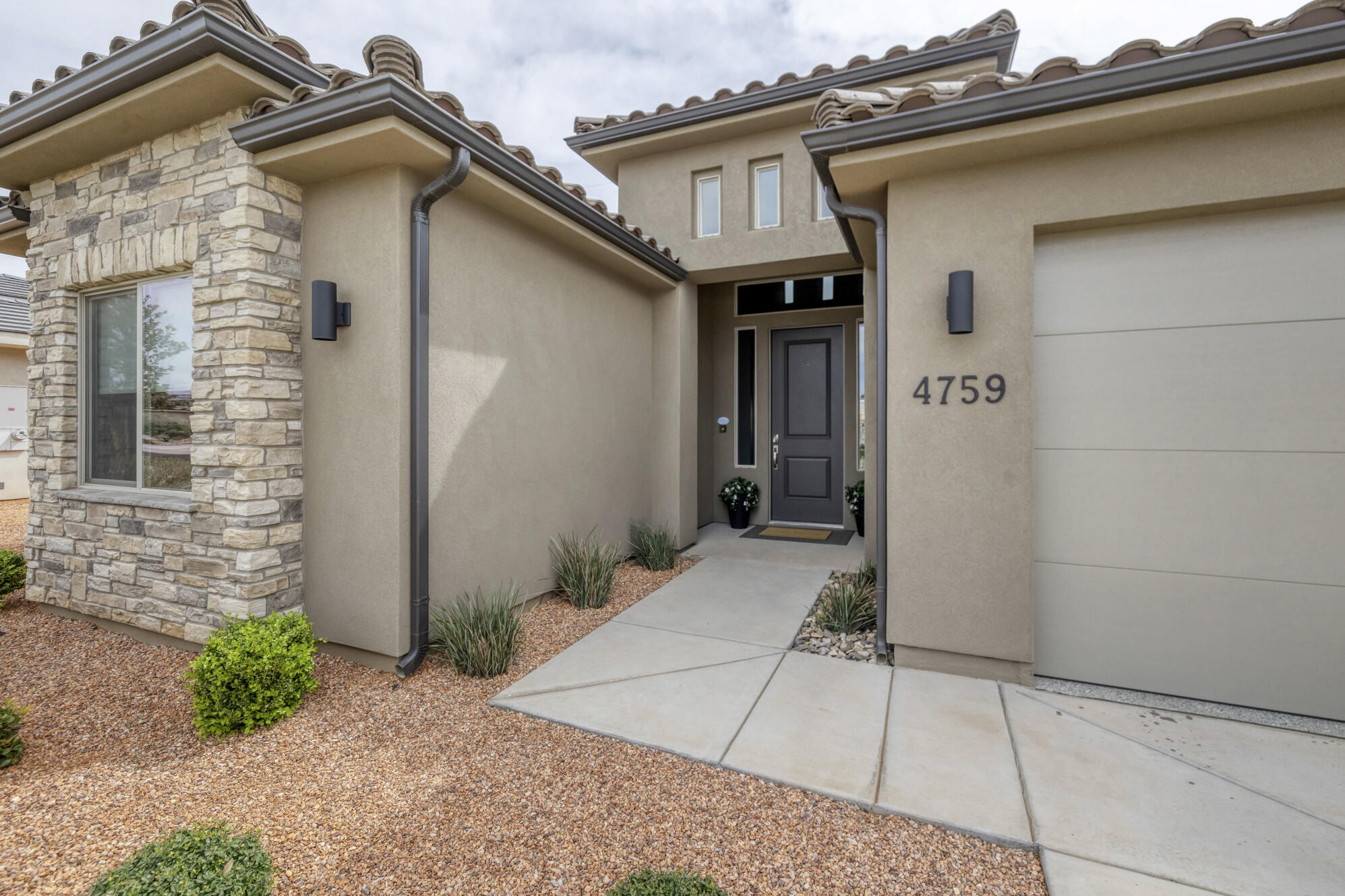 SEDERO AT DESERT SANDS - Residential