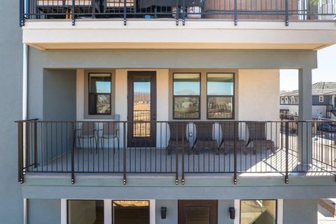 762 W PERIWINKLE Unit #102 St George UT 84790