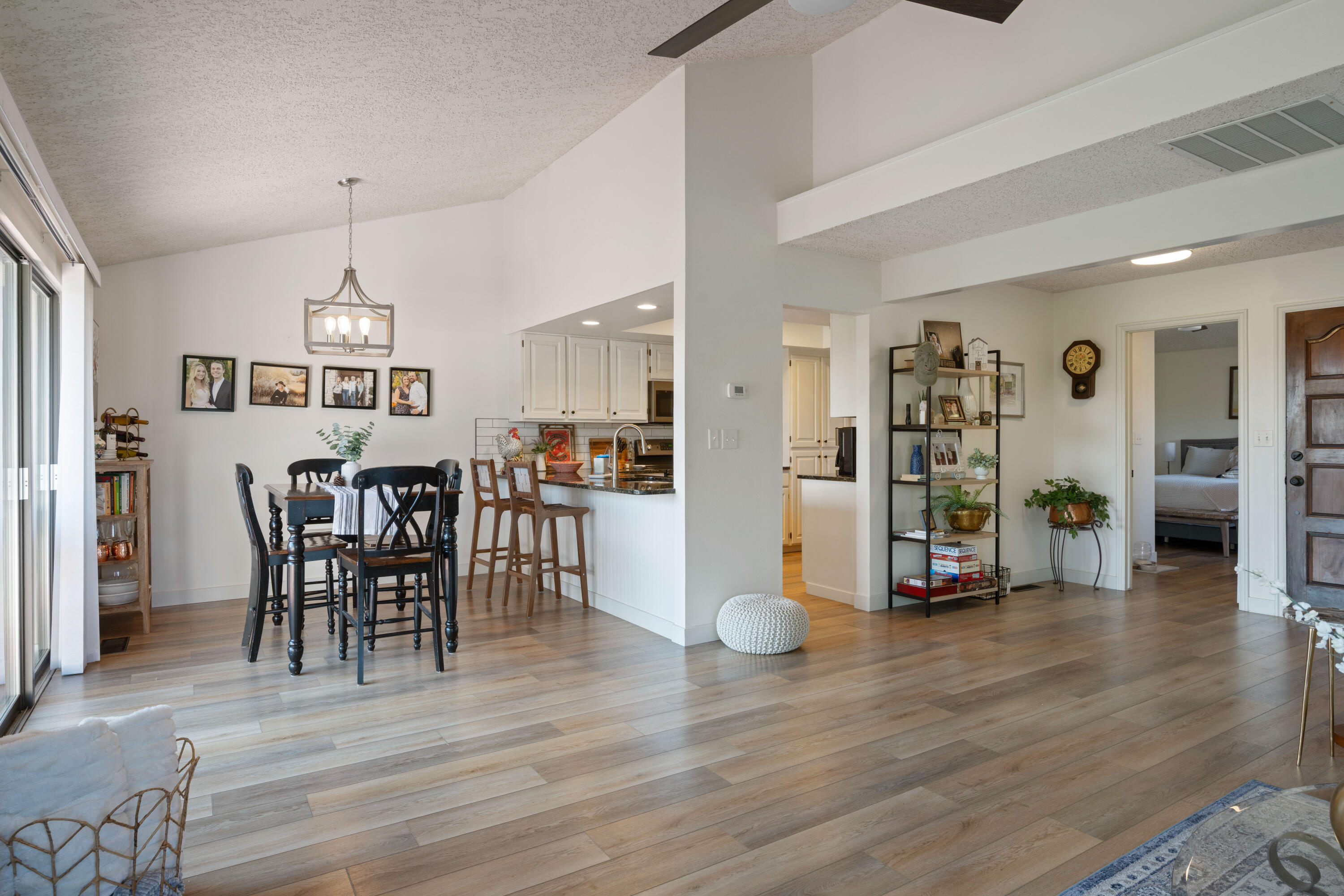 TONAQUINT INDIAN HILLS - Residential