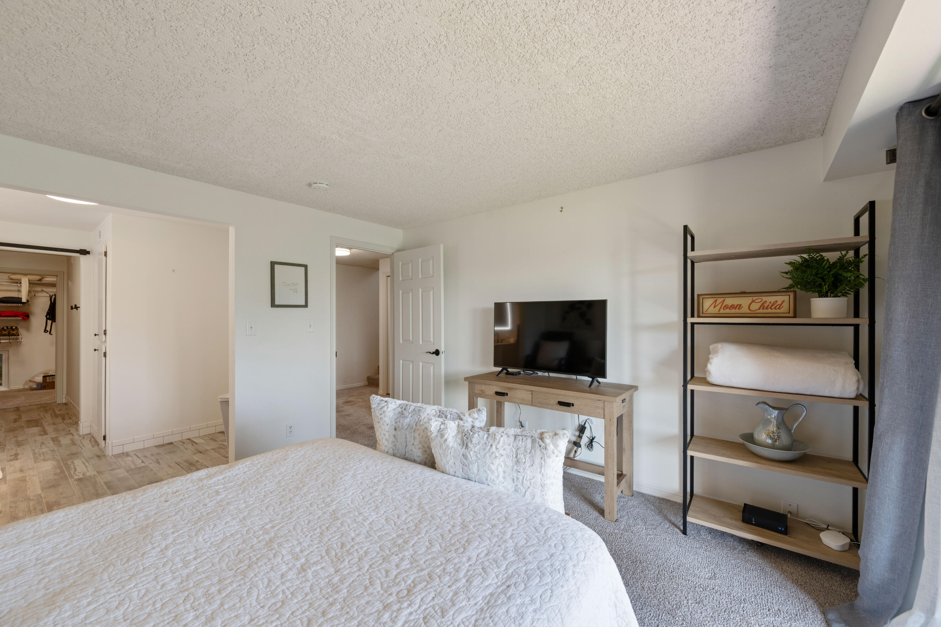 TONAQUINT INDIAN HILLS - Residential