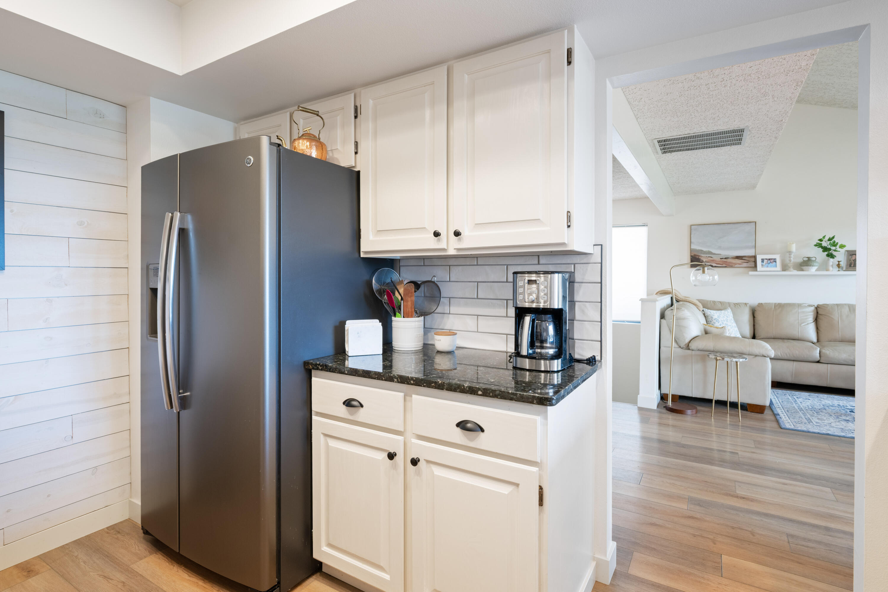 TONAQUINT INDIAN HILLS - Residential