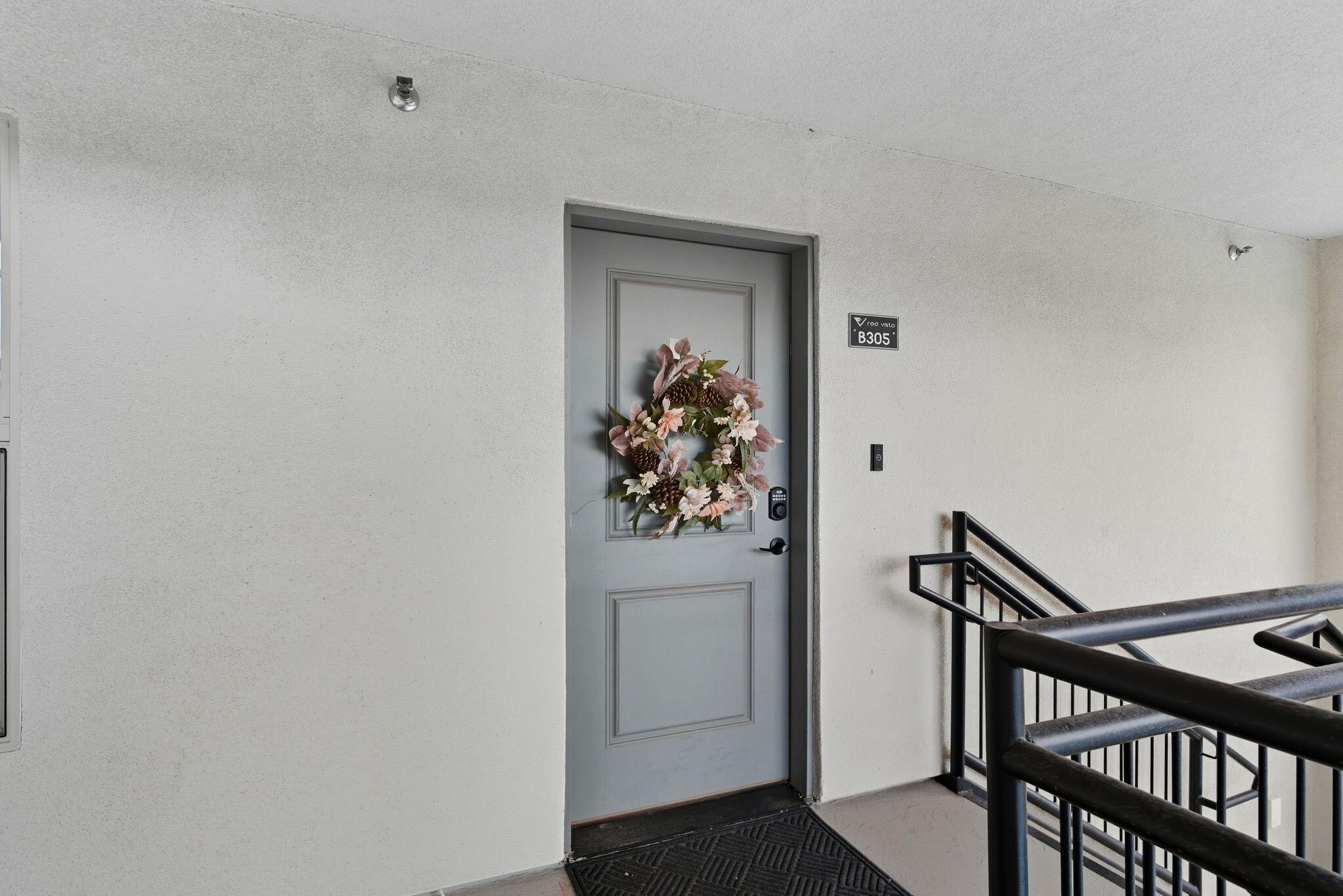 RED VISTA CONDO - Residential