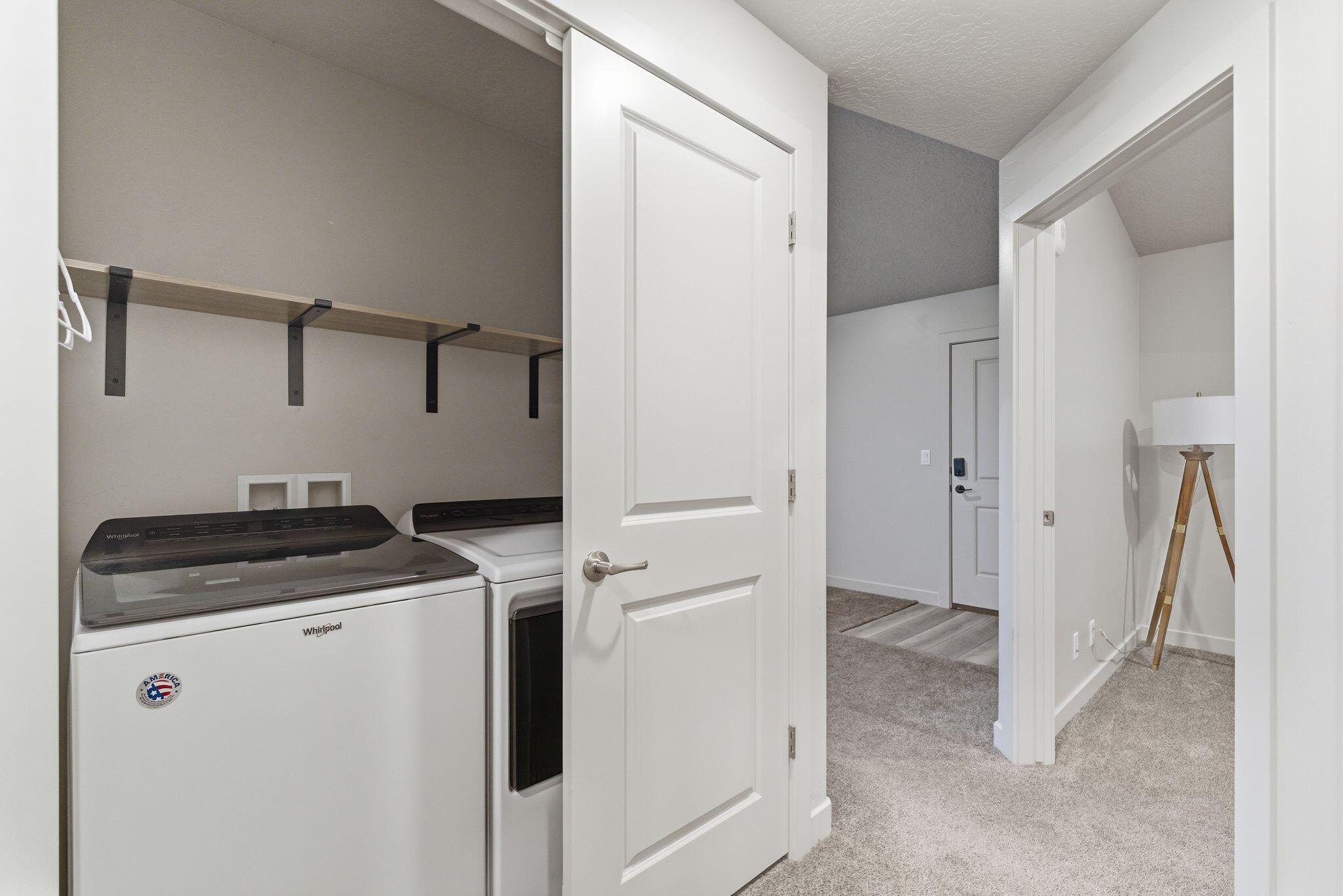 RED VISTA CONDO - Residential