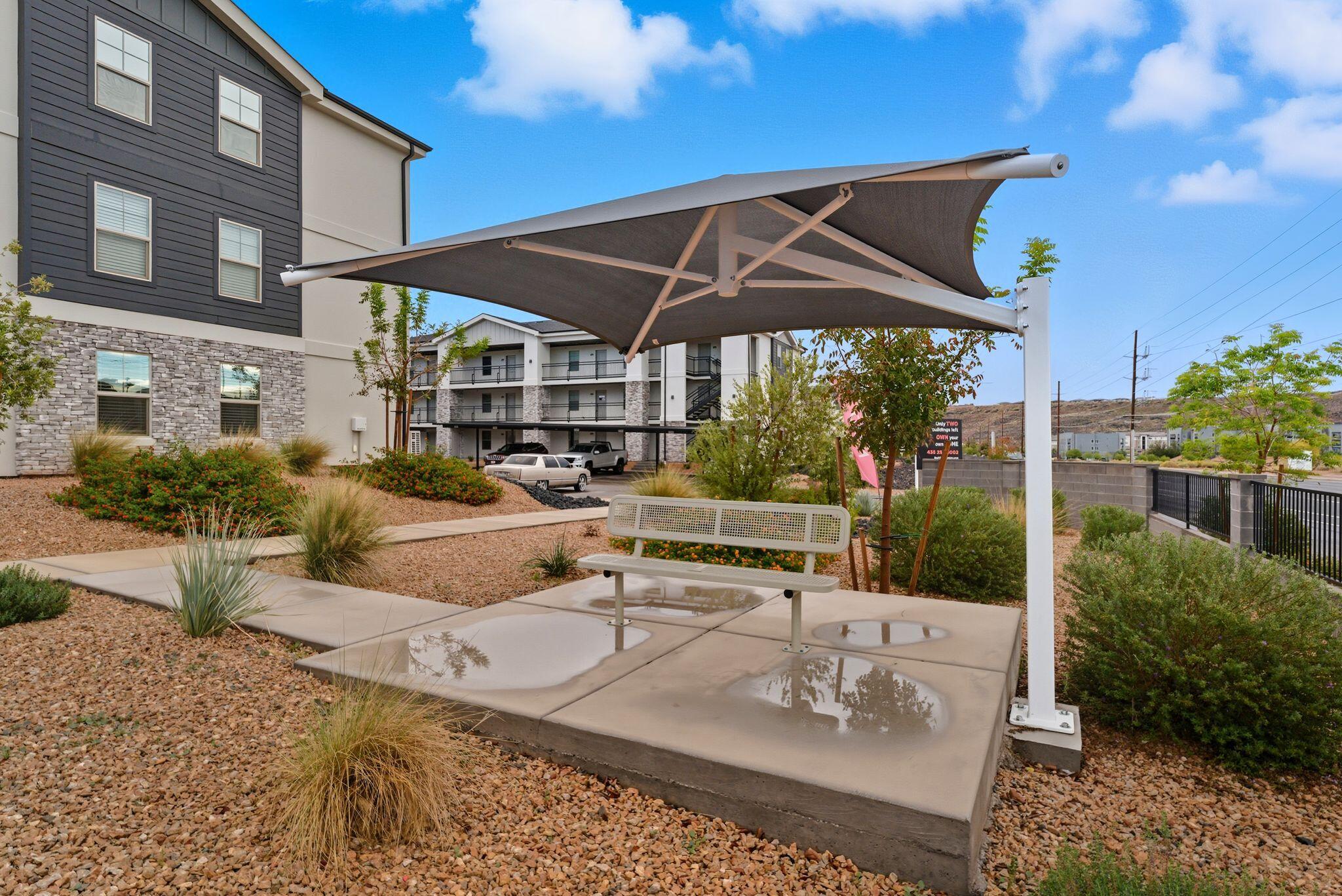 RED VISTA CONDO - Residential