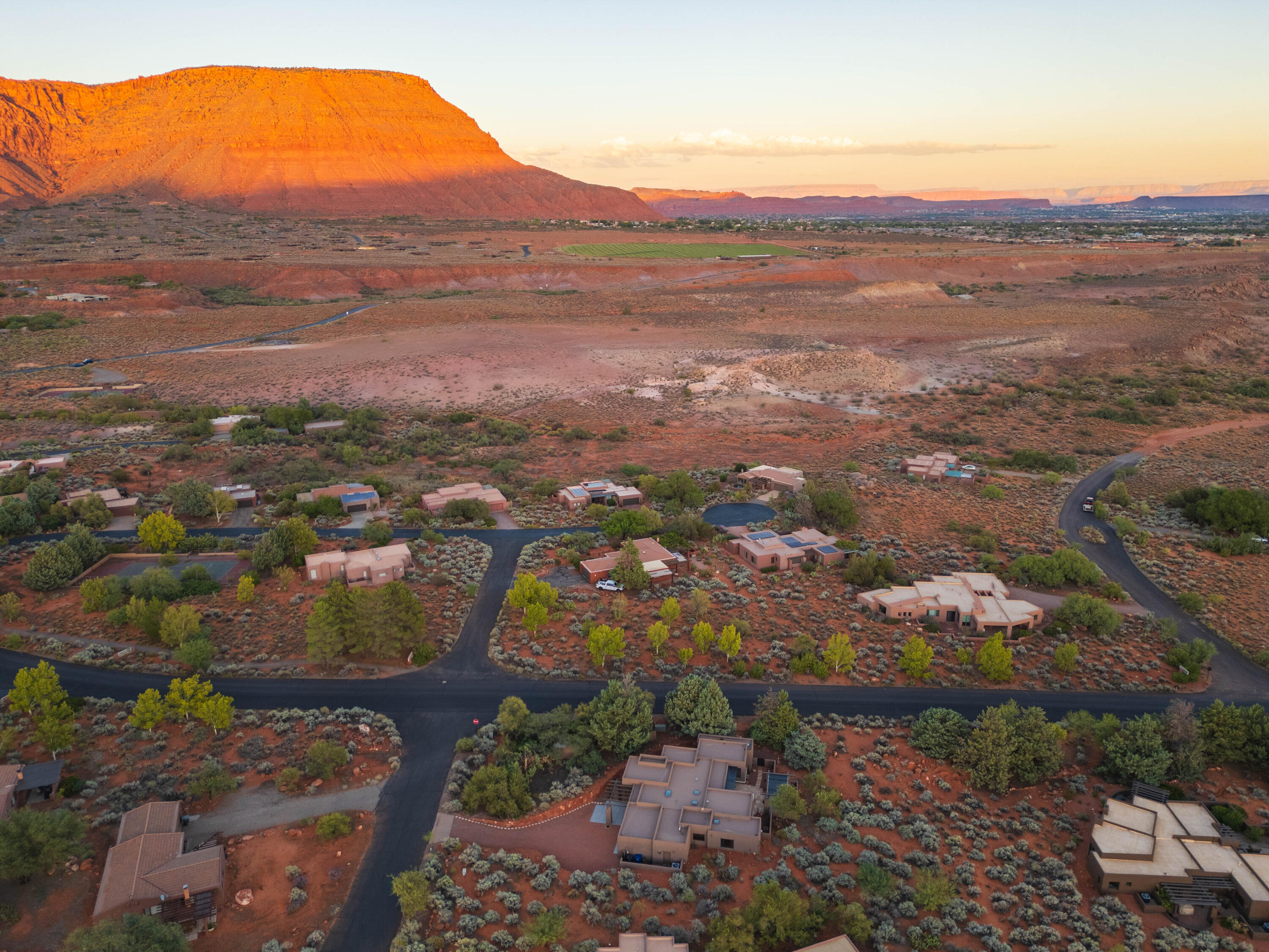 WILLOW SPRINGS - Residential