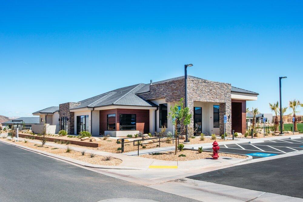 VILLAS AT SUN RIVER - Residential