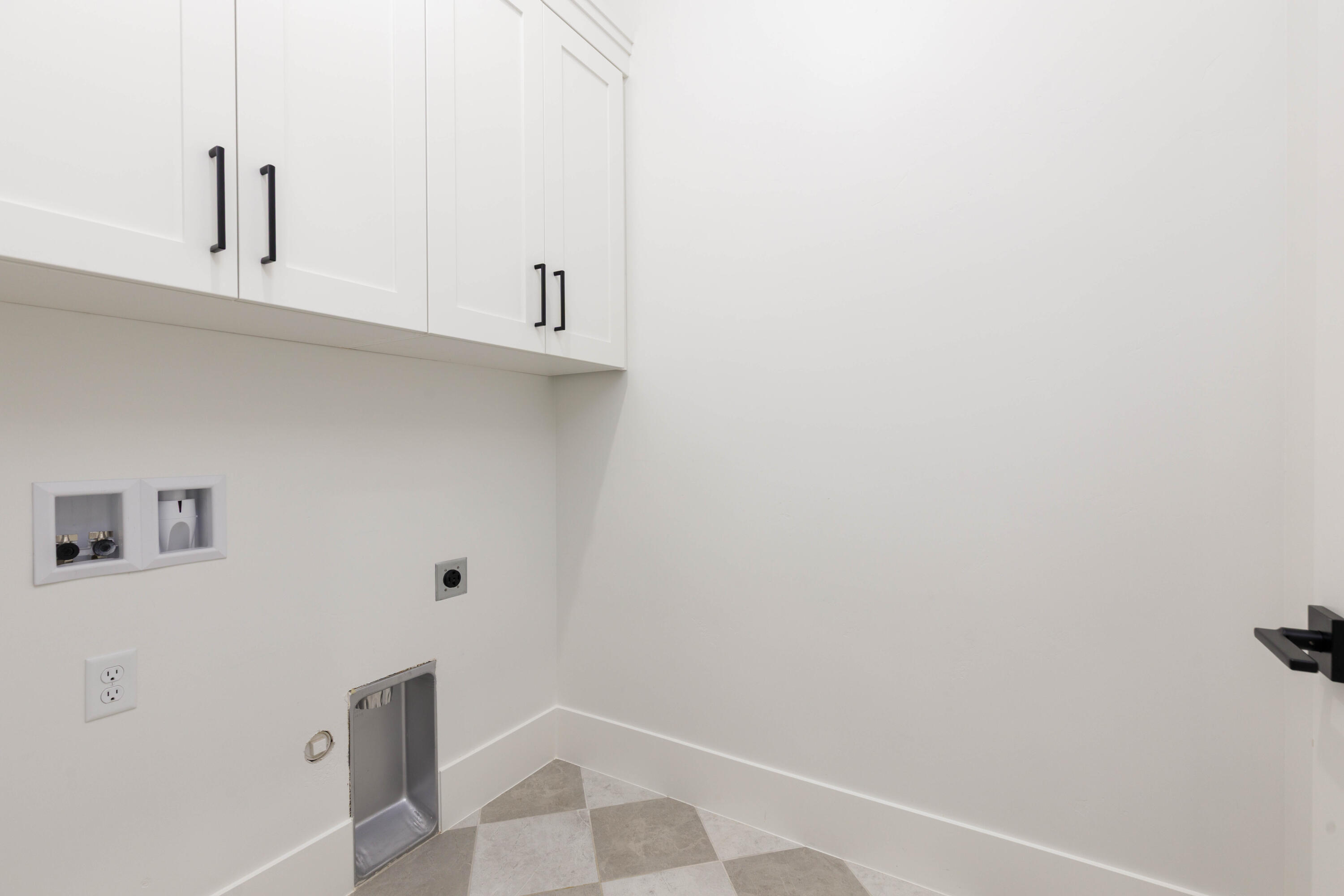 MAJESTIC FIELDS - Residential