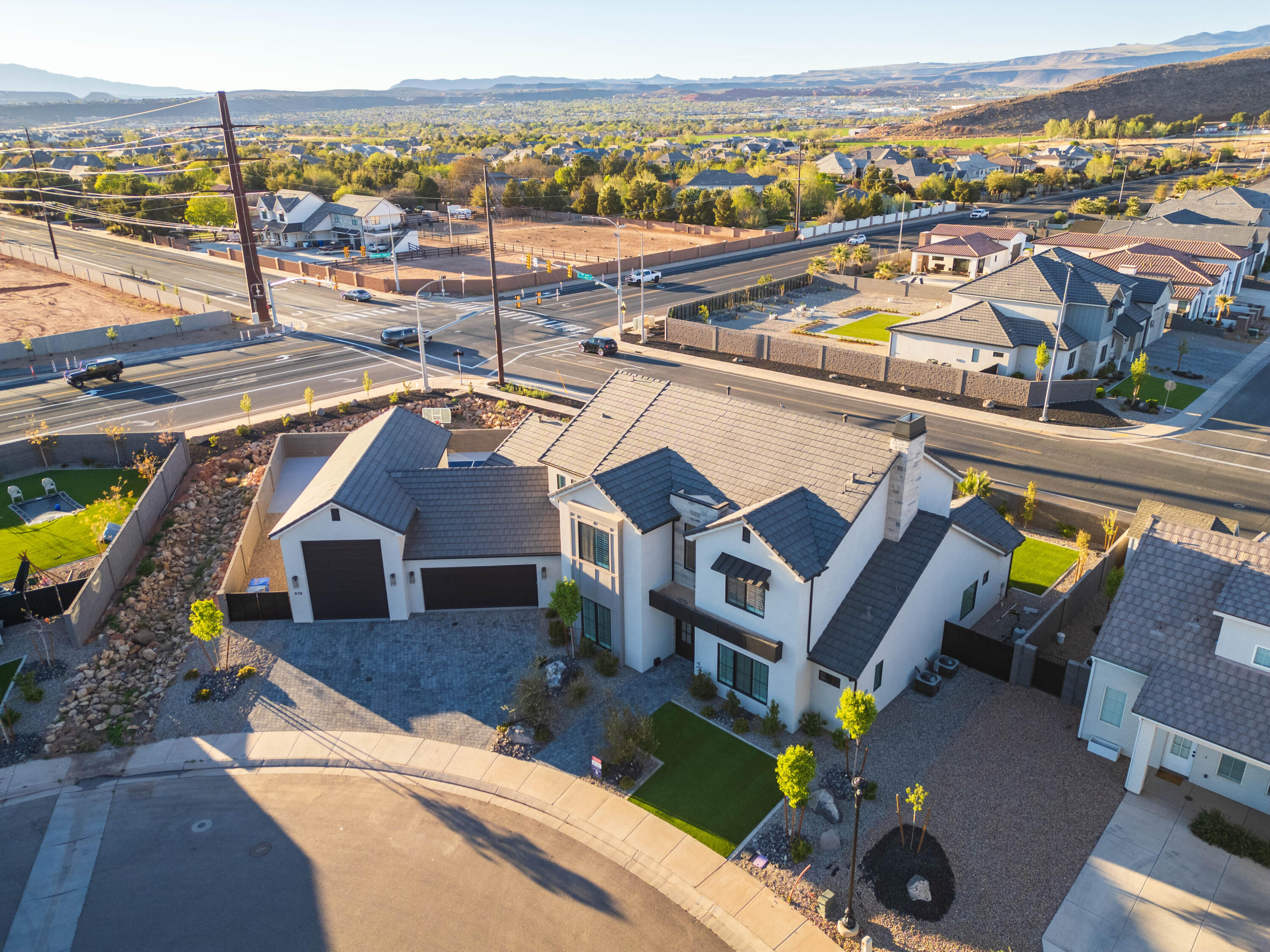 MAJESTIC FIELDS - Residential