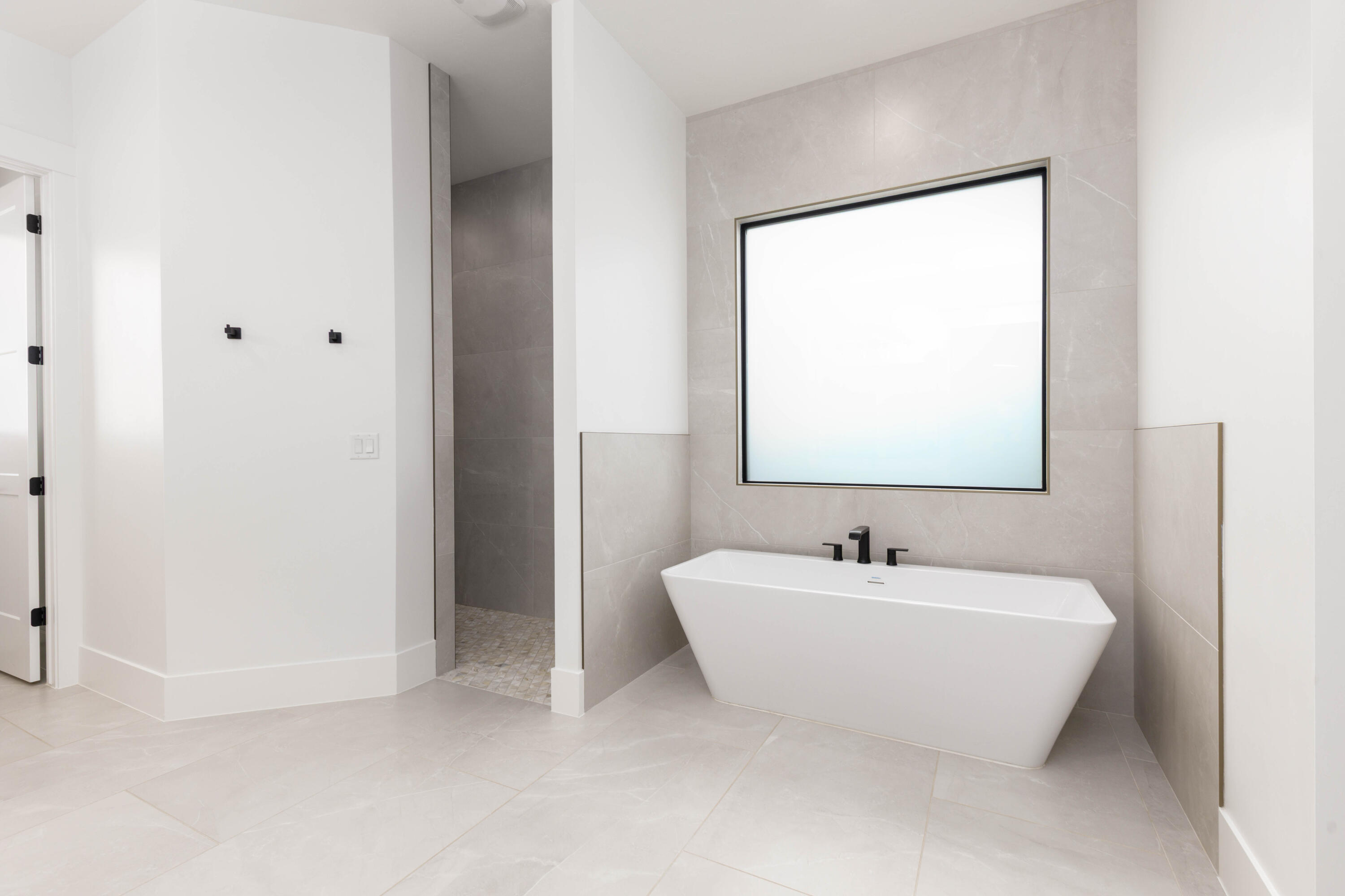 MAJESTIC FIELDS - Residential