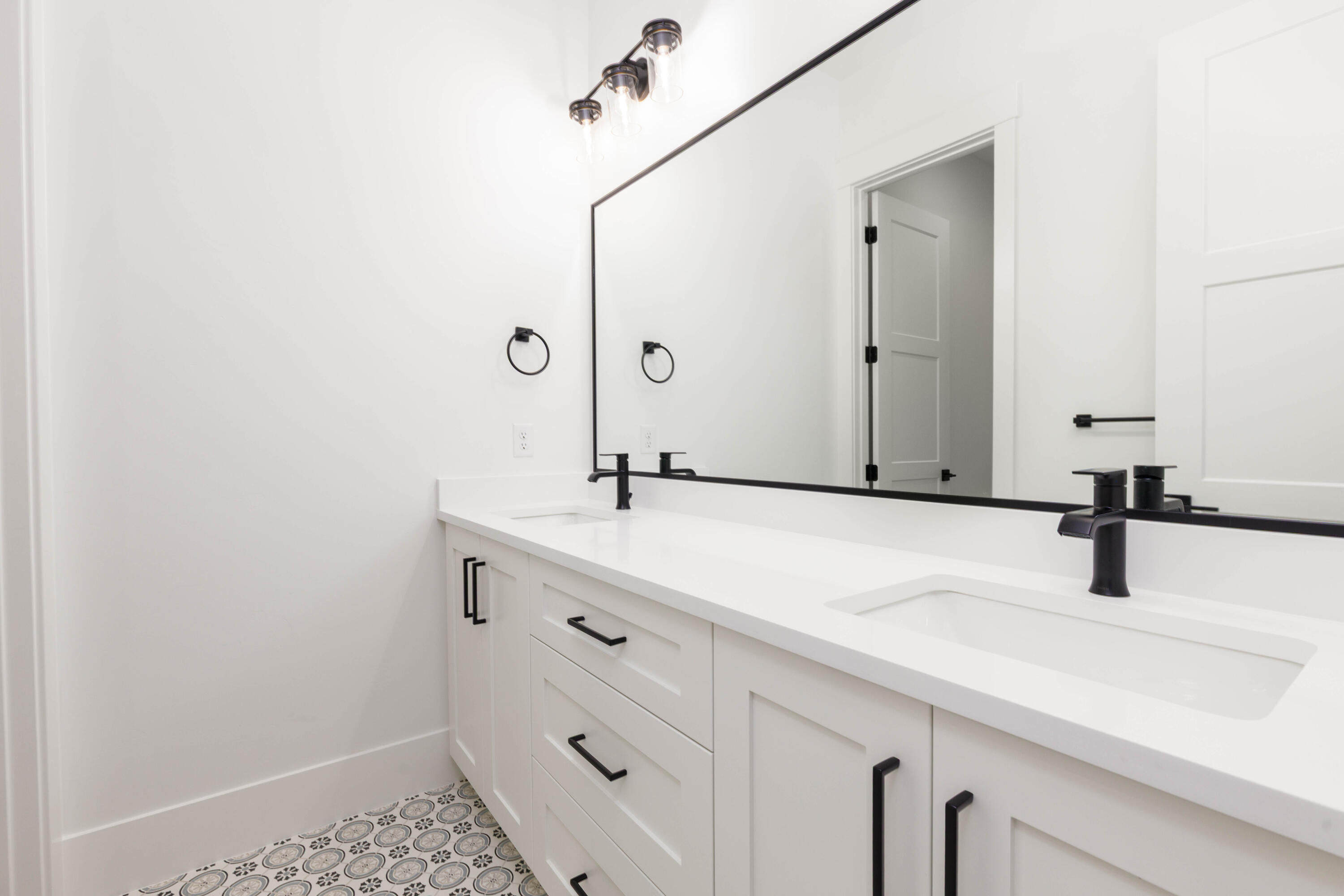 MAJESTIC FIELDS - Residential