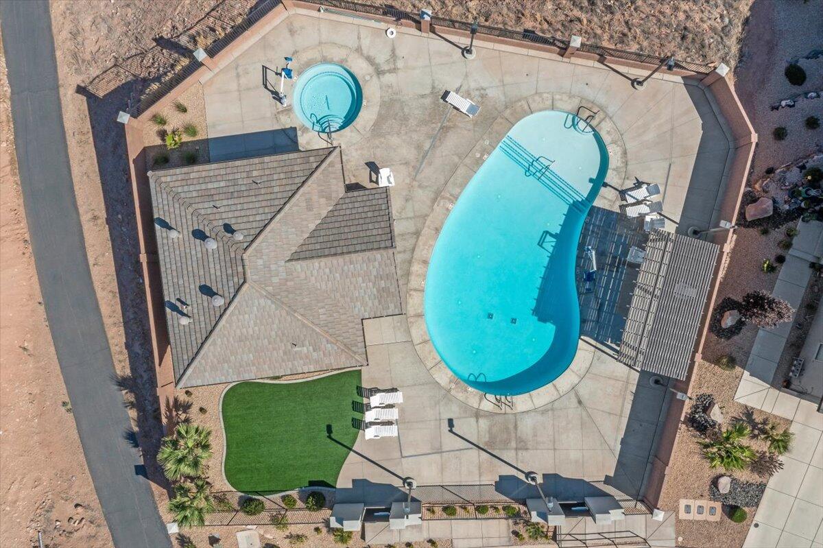 ESTATES AT HIDDEN VALLEY - Residential