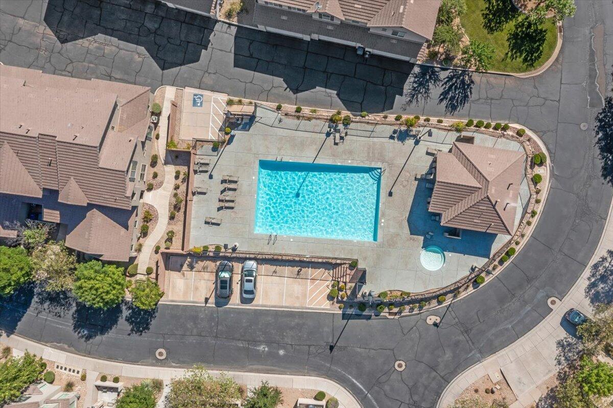 ESTATES AT HIDDEN VALLEY - Residential