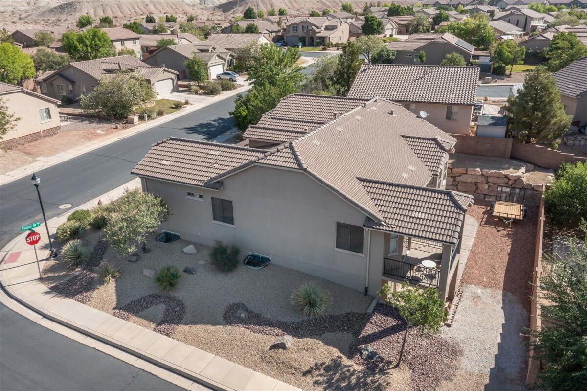 ESTATES AT HIDDEN VALLEY - Residential