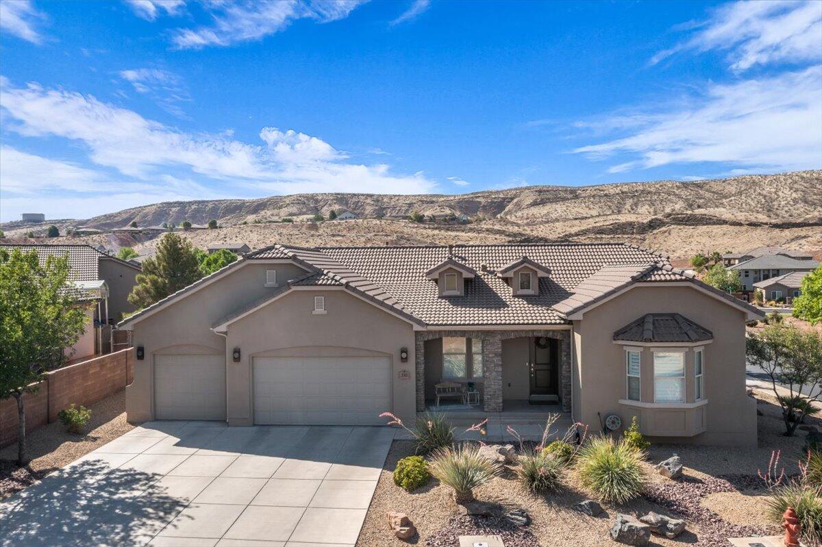 ESTATES AT HIDDEN VALLEY - Residential