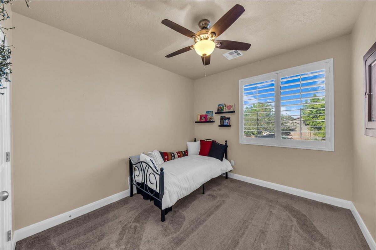 ESTATES AT HIDDEN VALLEY - Residential