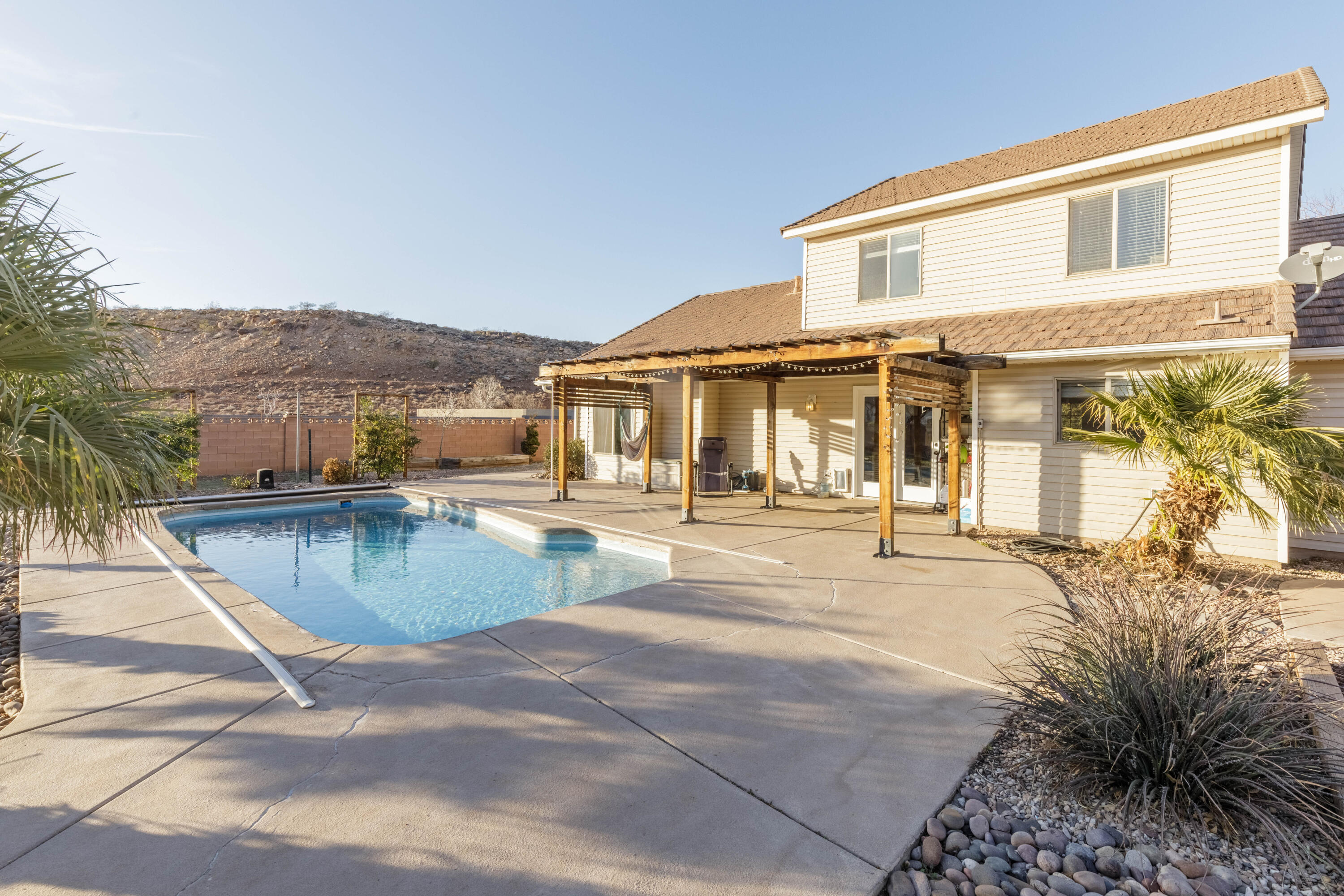 MEADOW LANE ESTATES - Residential