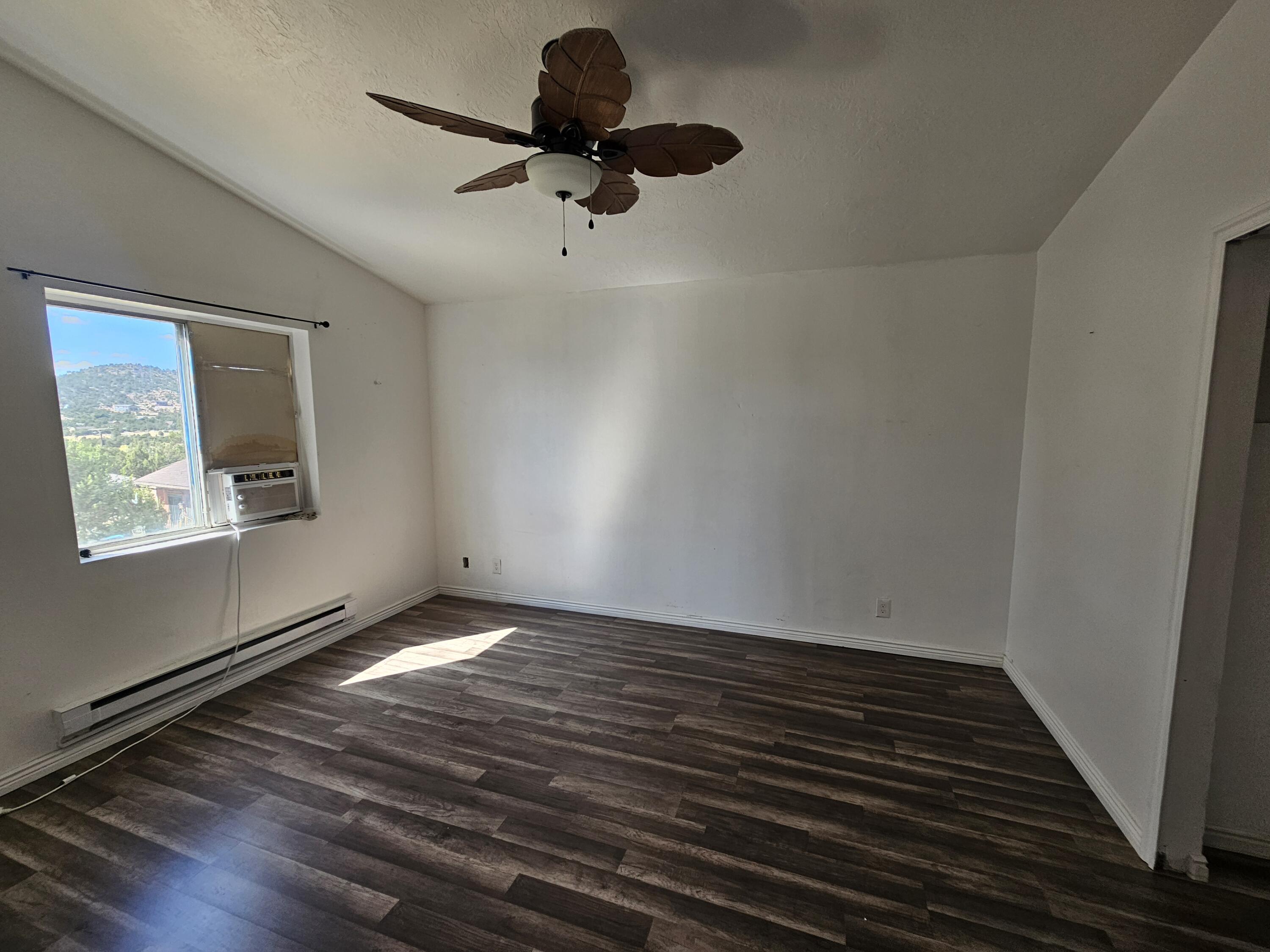 DIXIE DEER ESTATES - Residential