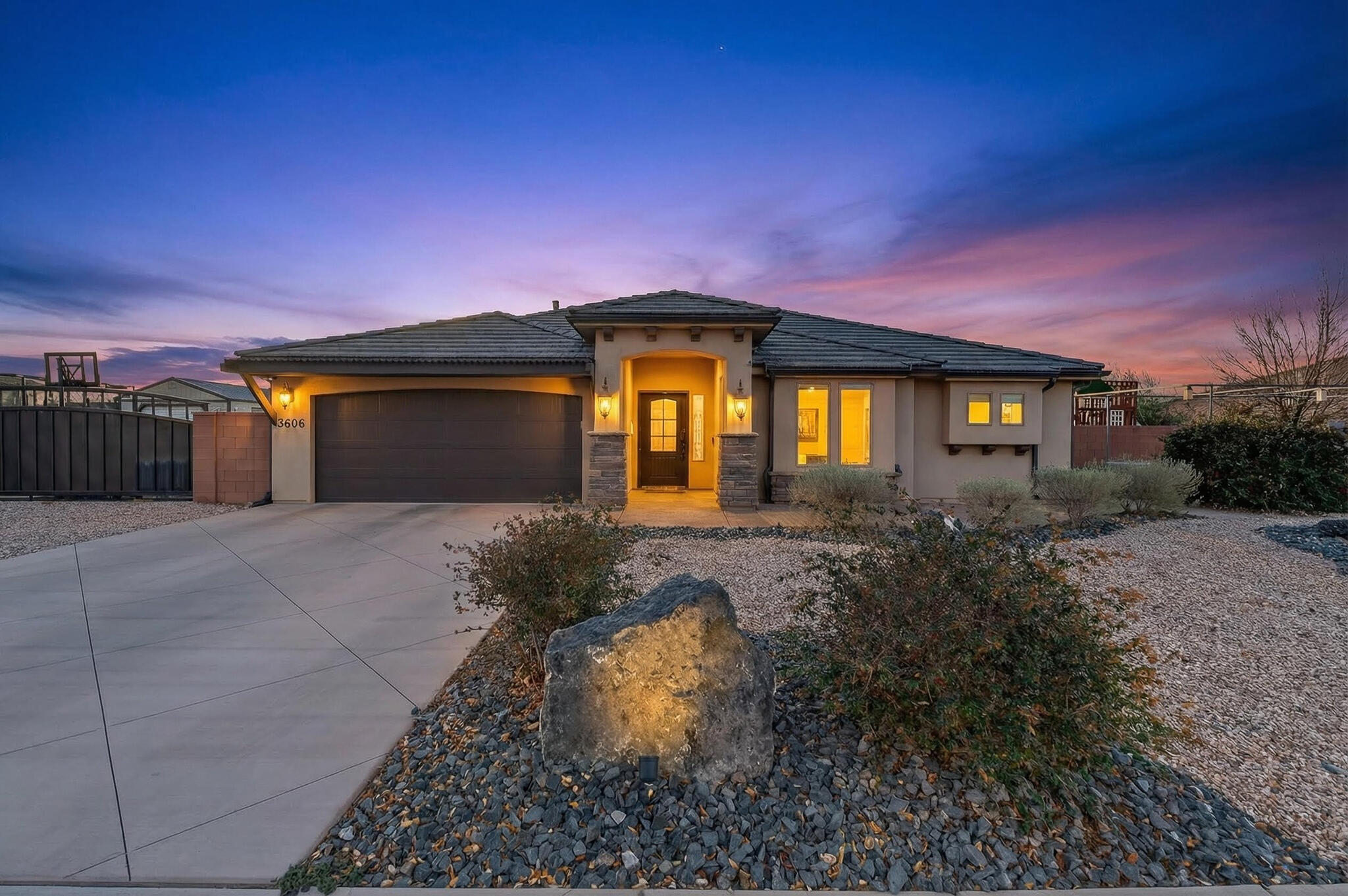 SUN VALLEY ESTATES - Residential