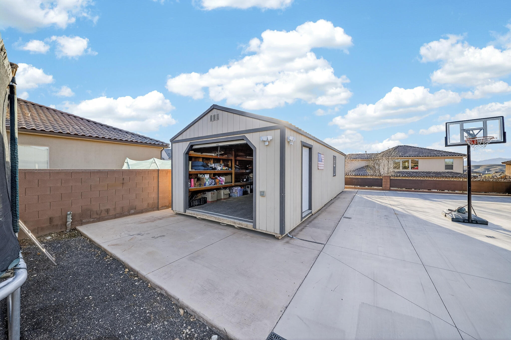 SUN VALLEY ESTATES - Residential