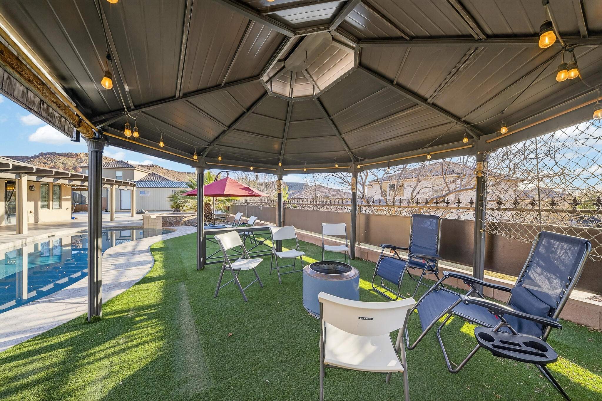 SUN VALLEY ESTATES - Residential