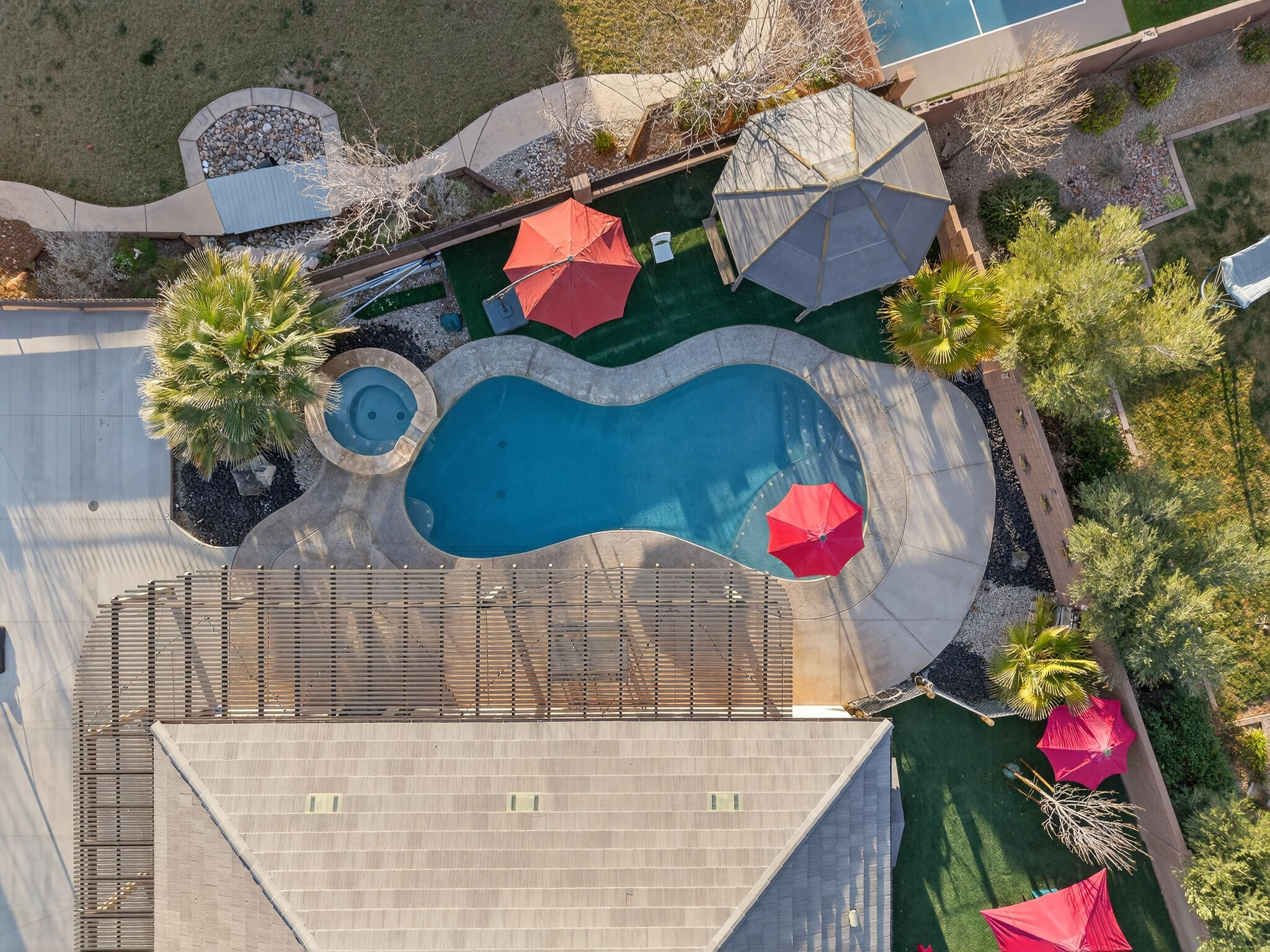 SUN VALLEY ESTATES - Residential