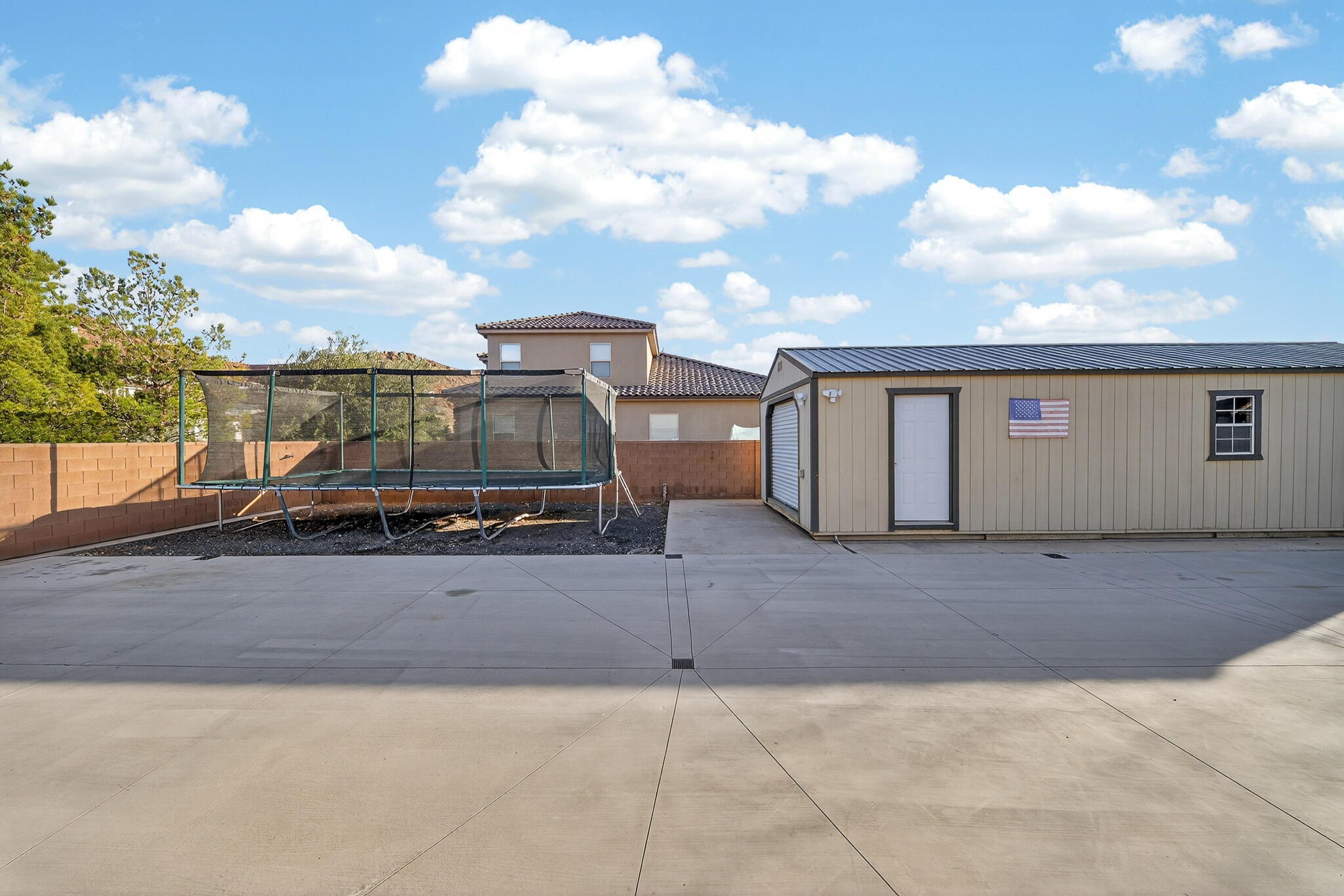 SUN VALLEY ESTATES - Residential