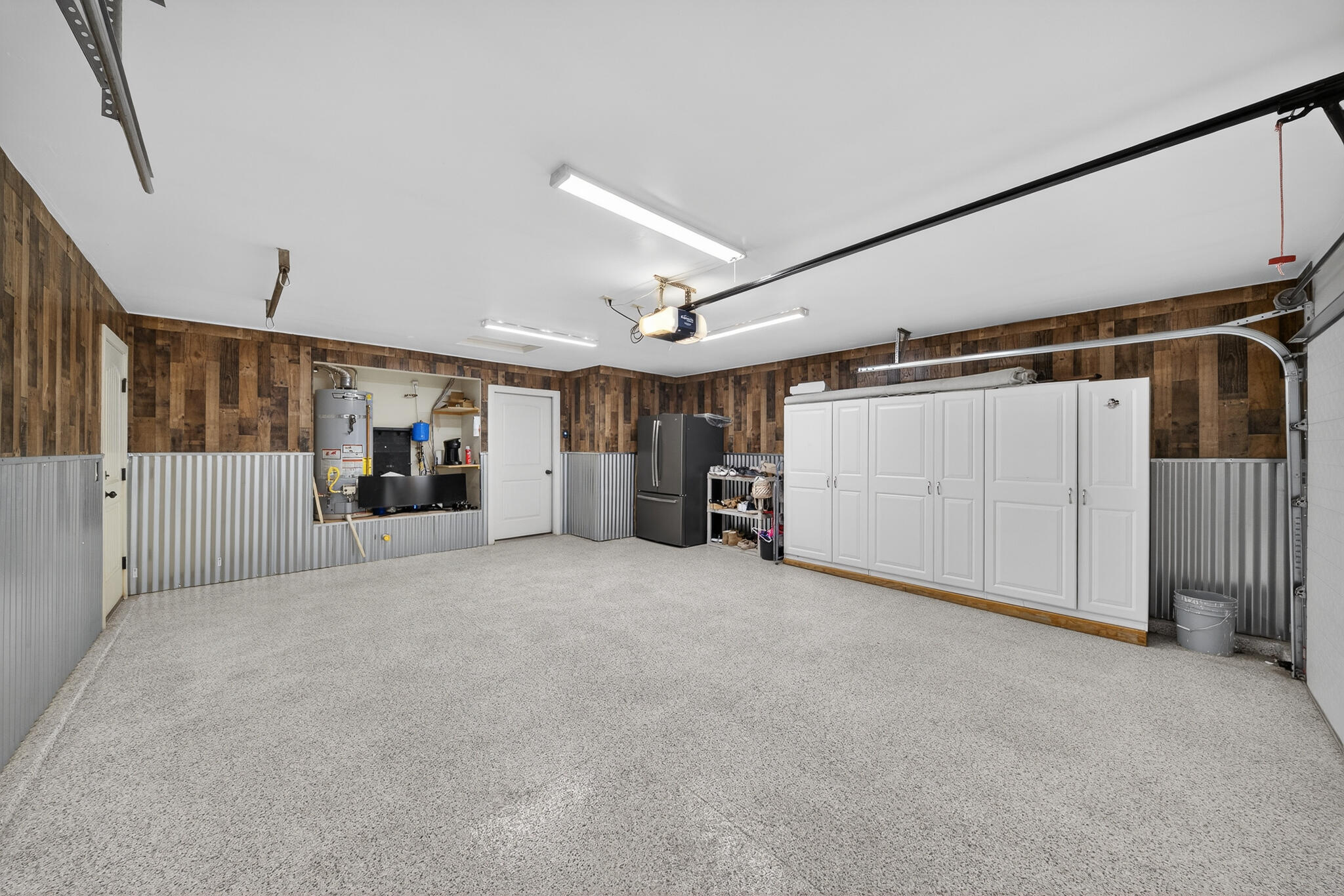 SUN VALLEY ESTATES - Residential