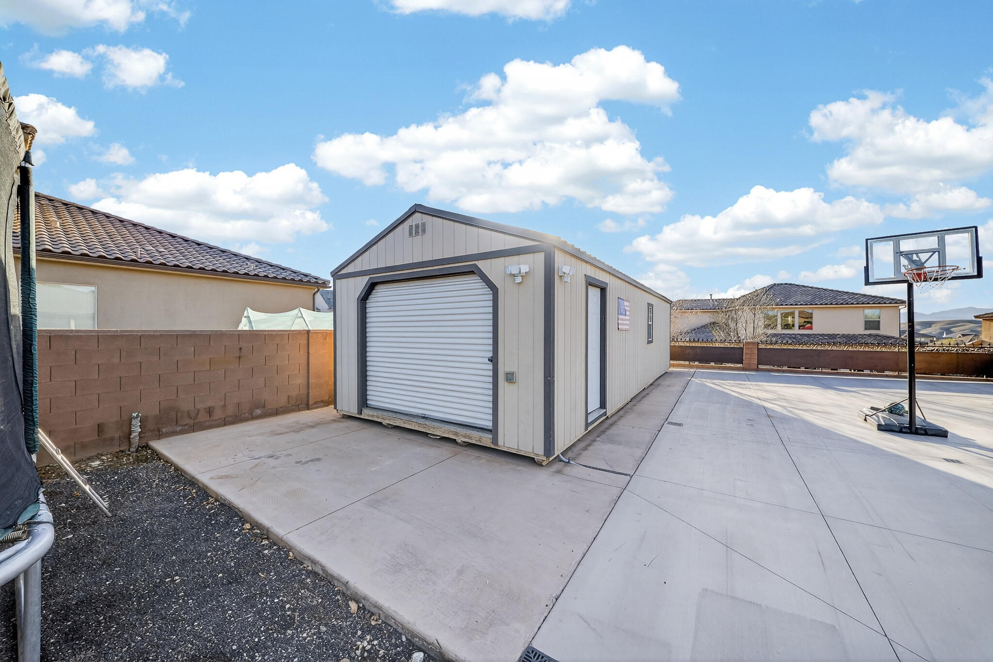 SUN VALLEY ESTATES - Residential