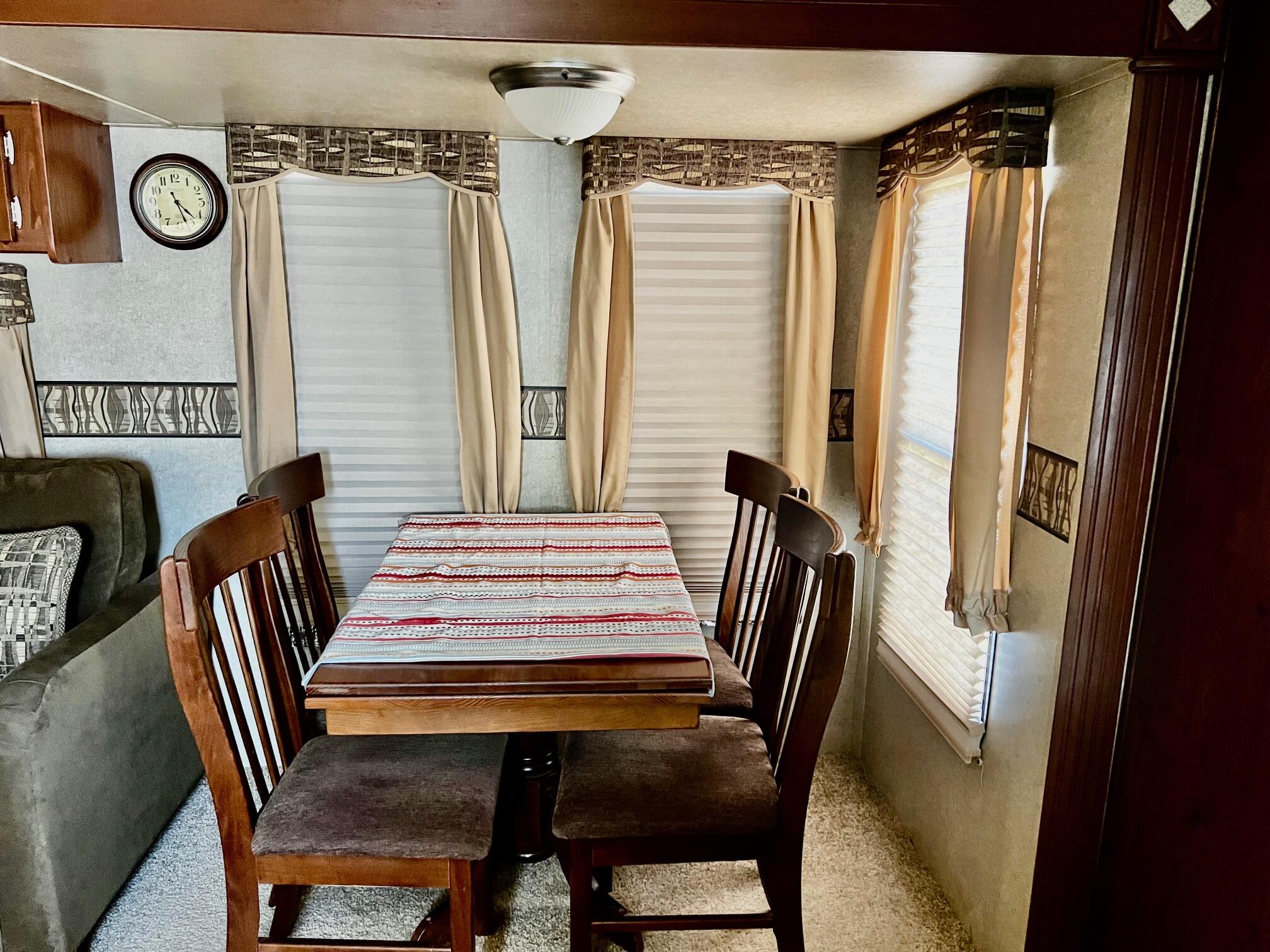 DIXIE DOWNS RV RESORT - Land