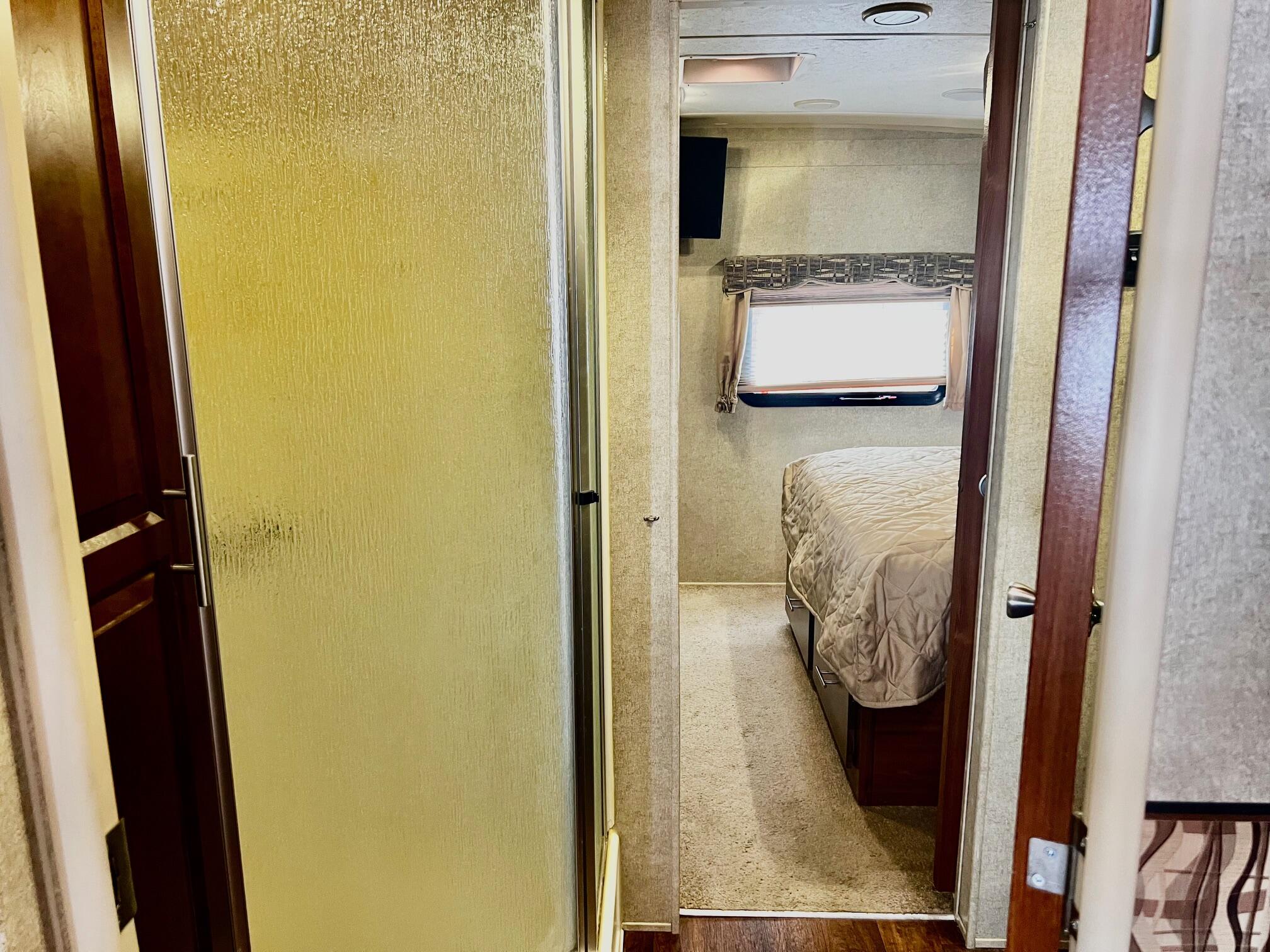 DIXIE DOWNS RV RESORT - Land