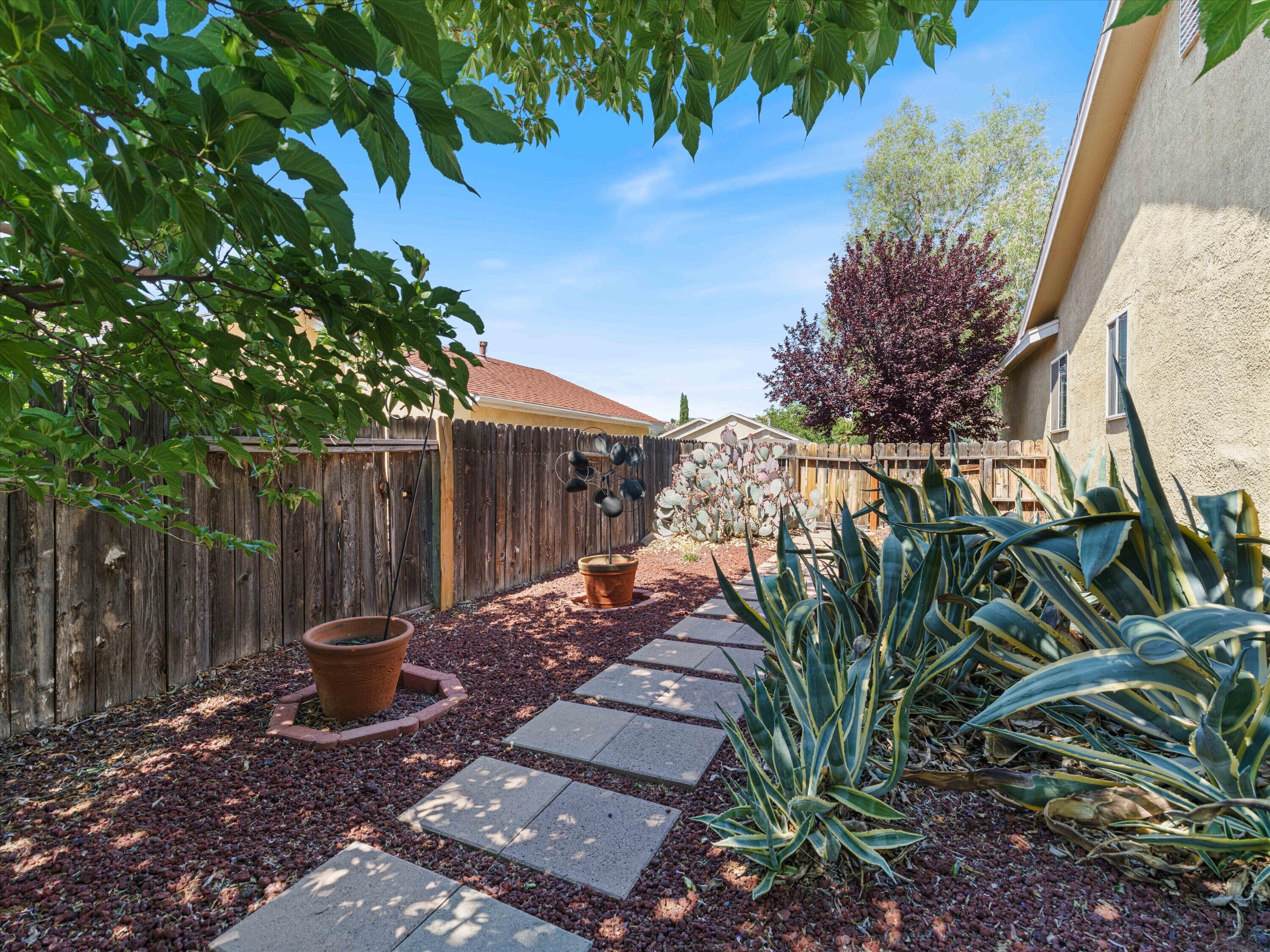 CIMARRONT RED CLIFFS - Residential