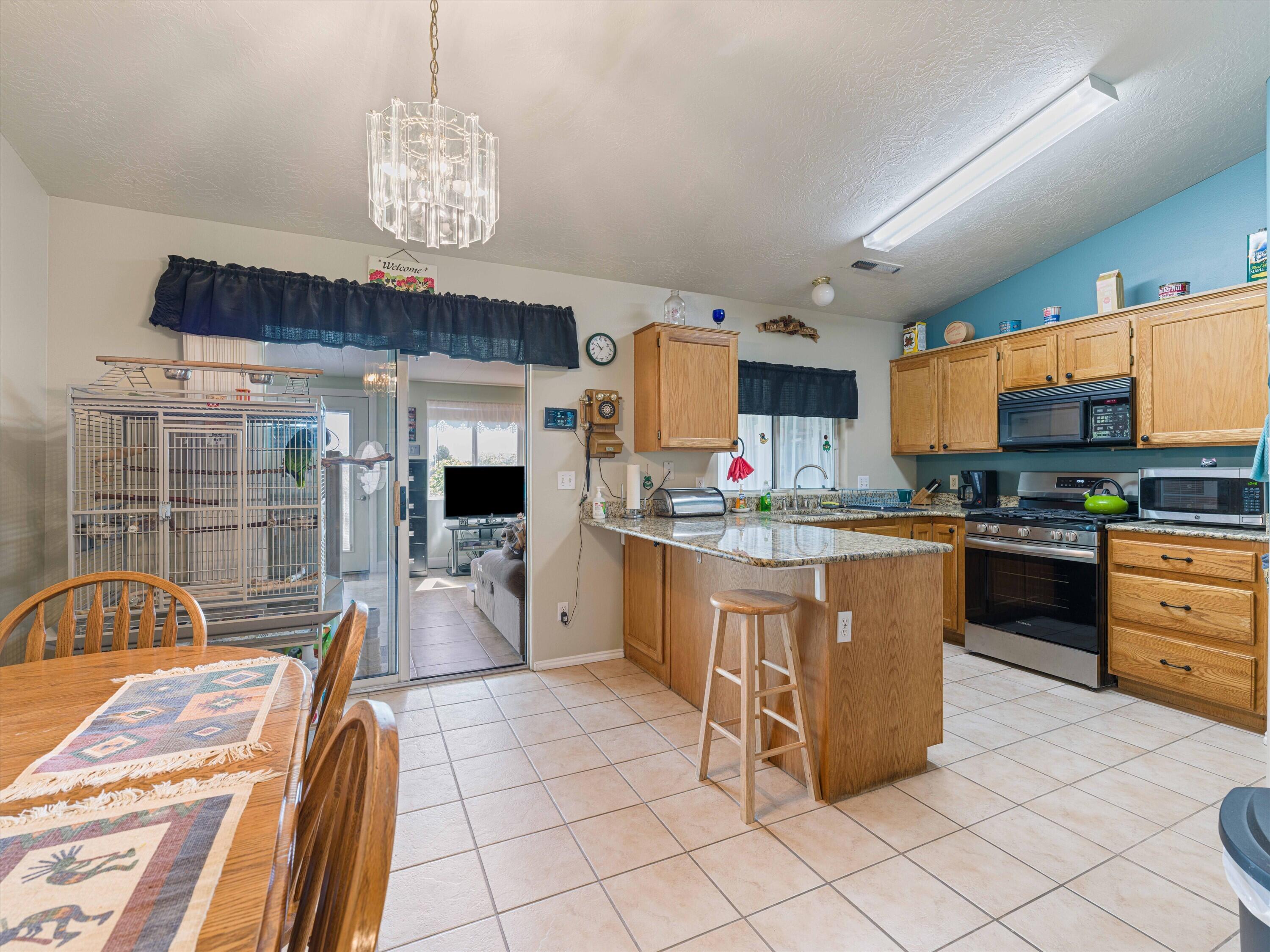 CIMARRONT RED CLIFFS - Residential