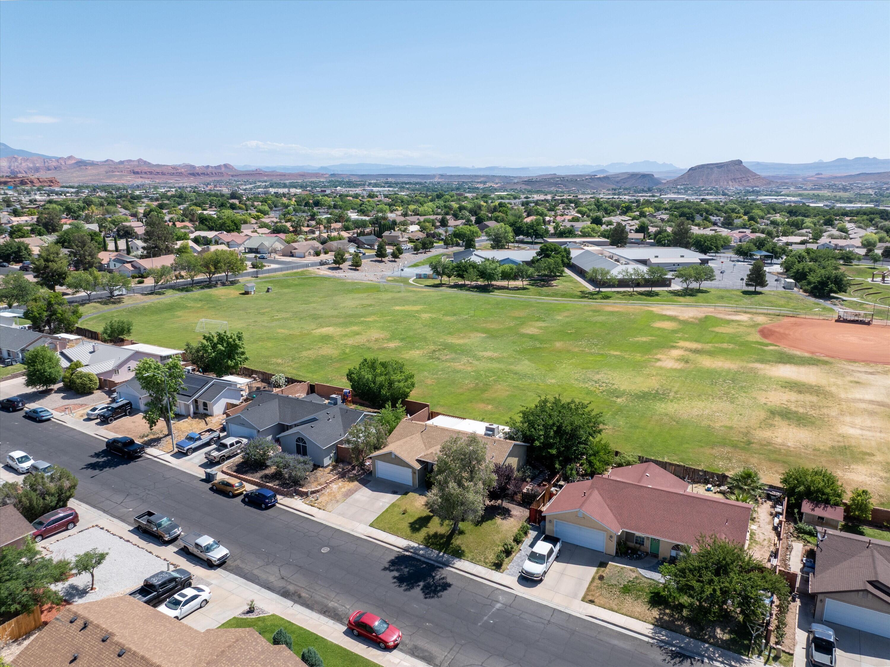 CIMARRONT RED CLIFFS - Residential