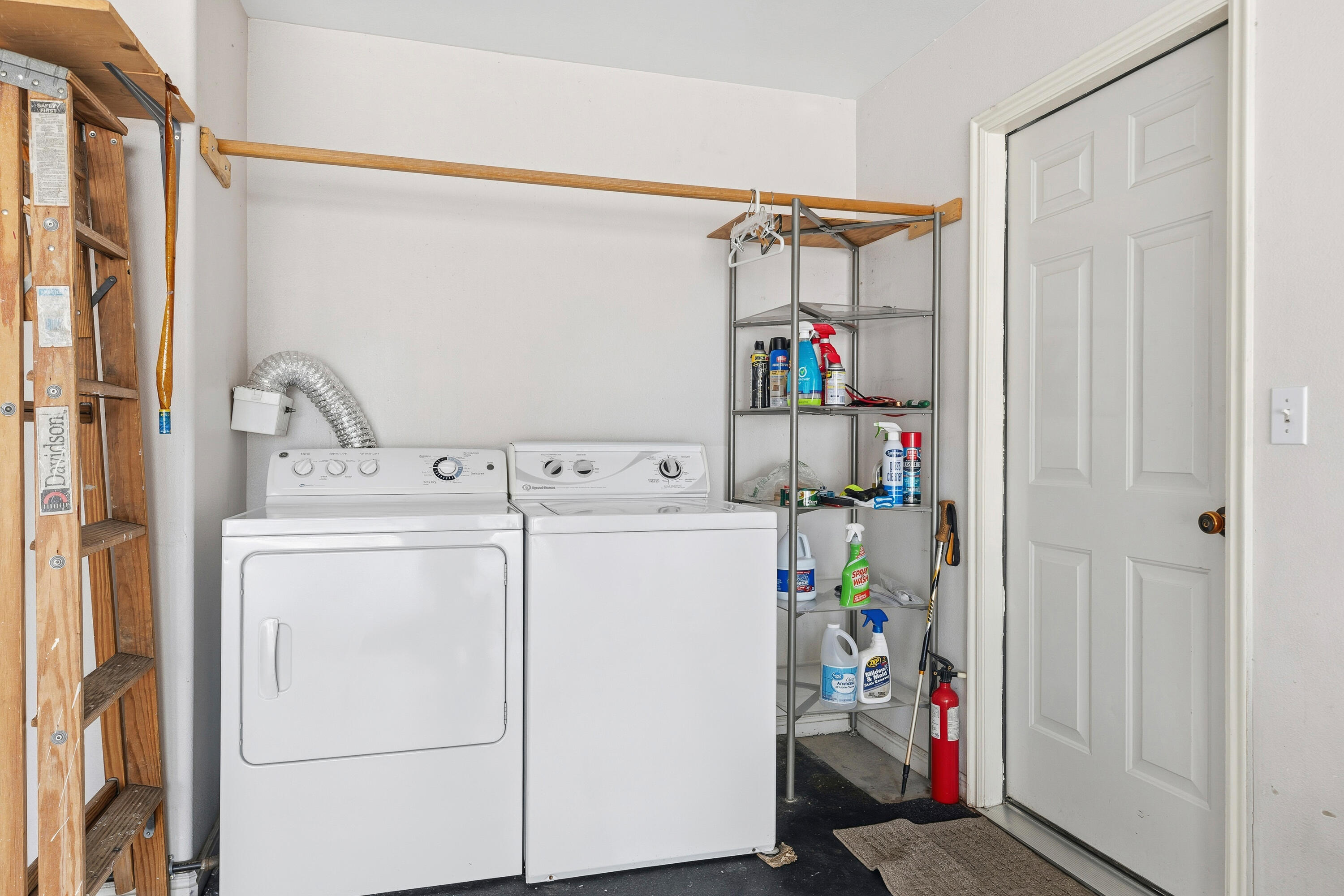 HILLSIDE TERRACE - Residential