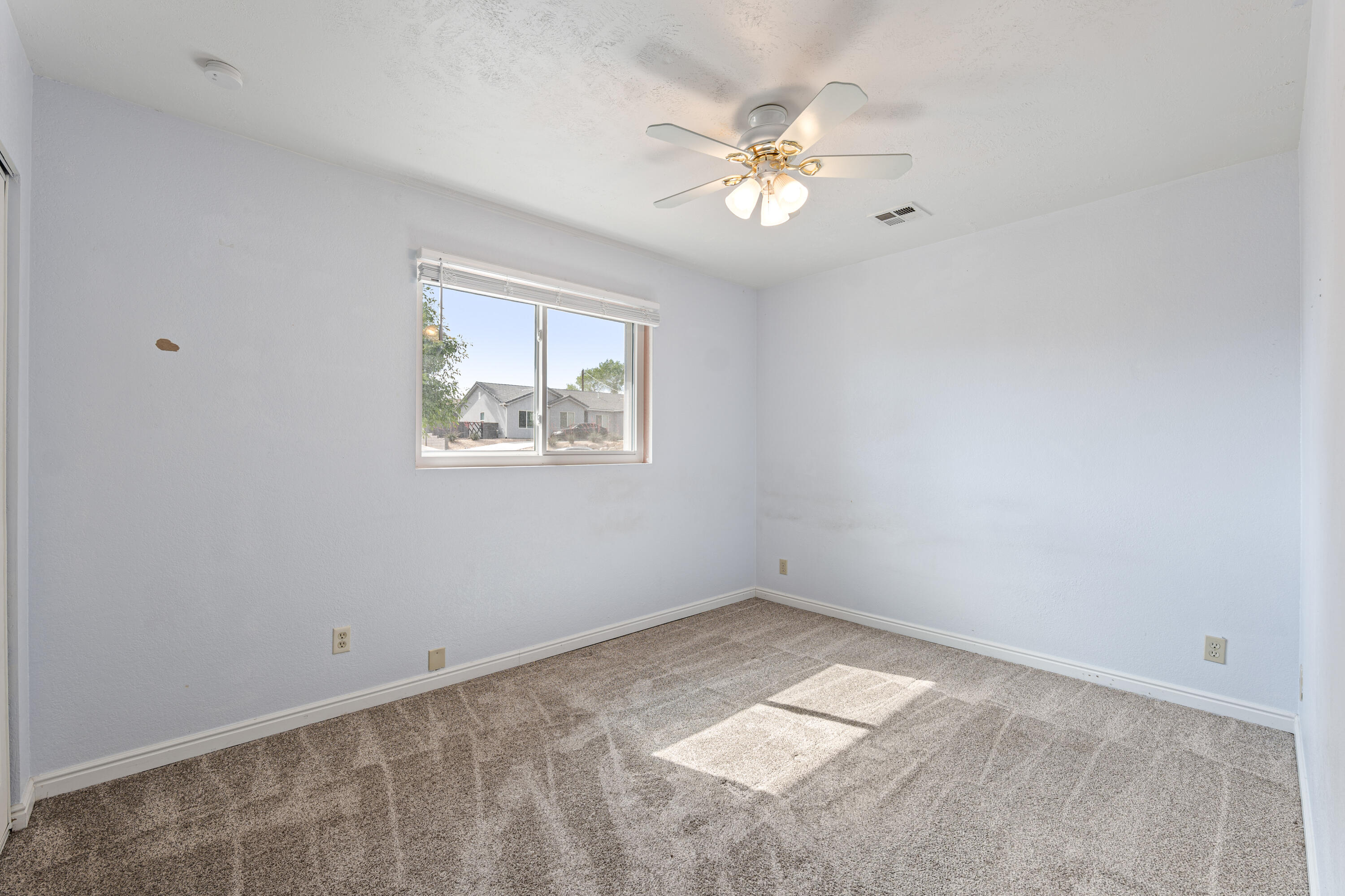 SEVEN SUNS - Residential