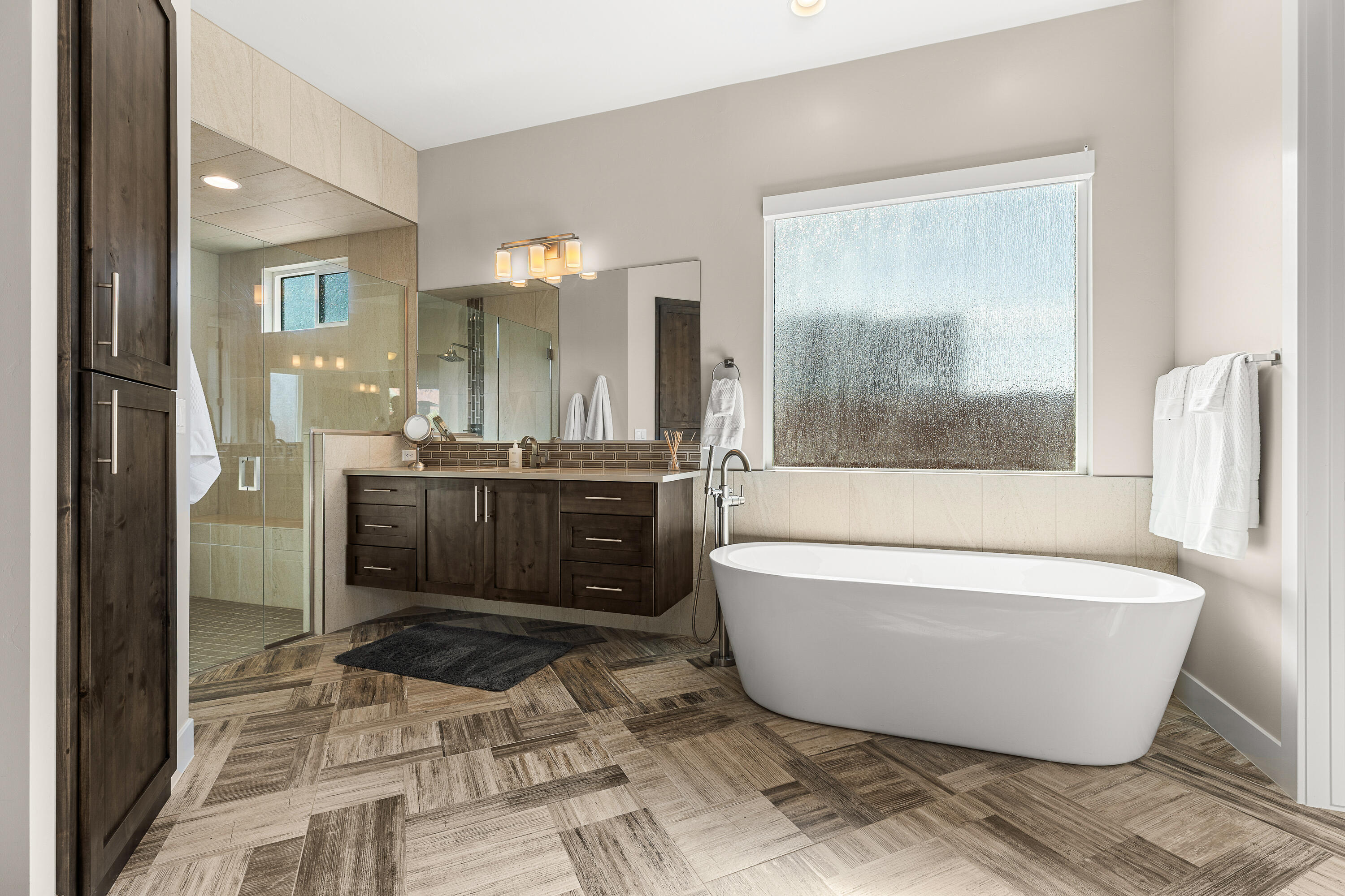 SILVER SAGE - Residential