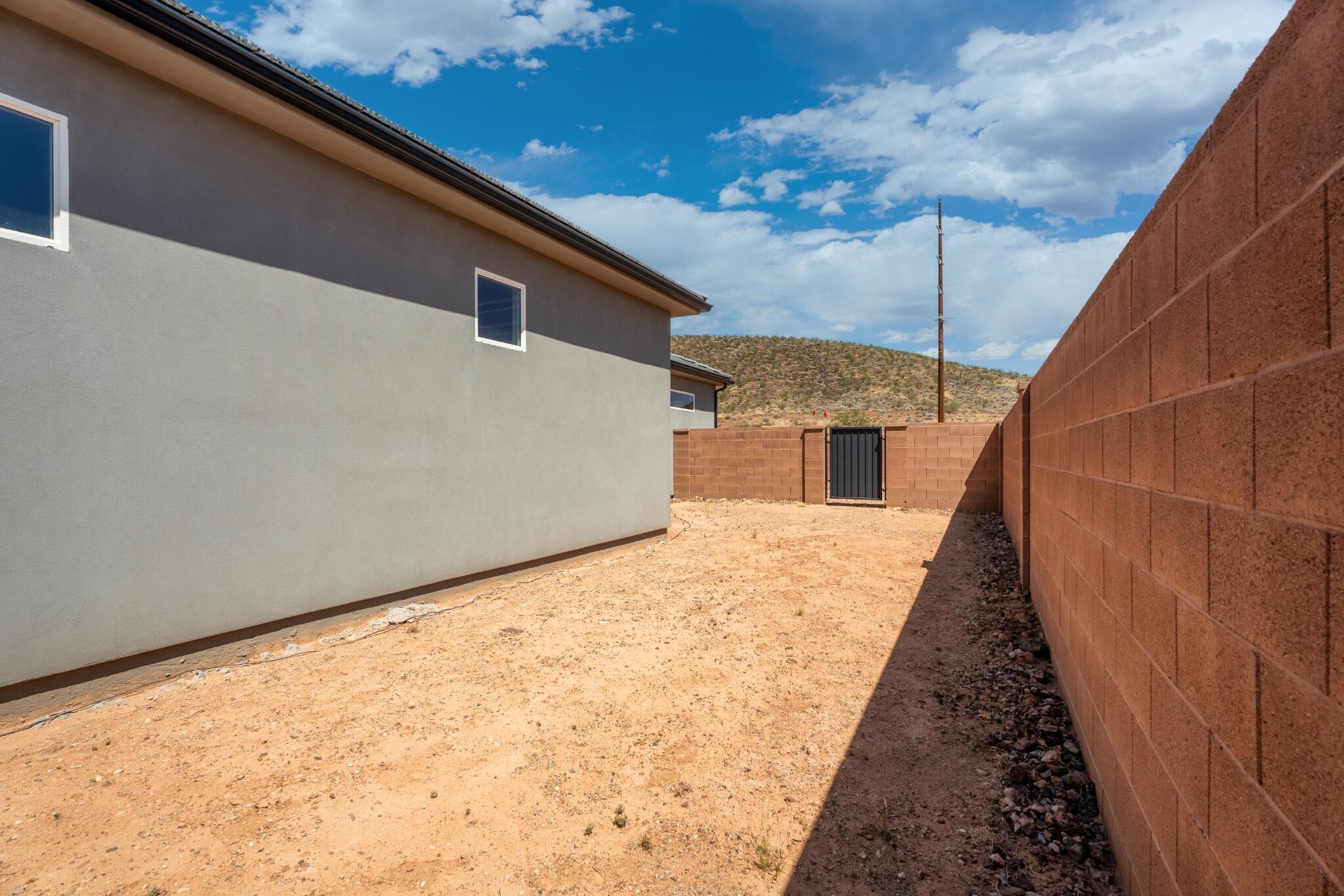 PAINTED SANDS - Residential