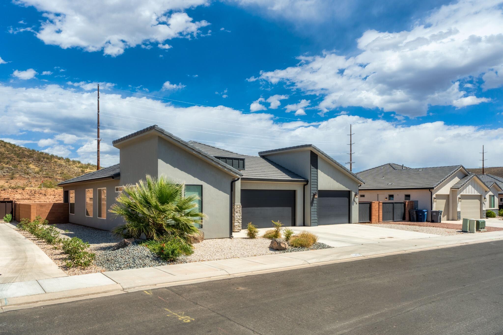 PAINTED SANDS - Residential