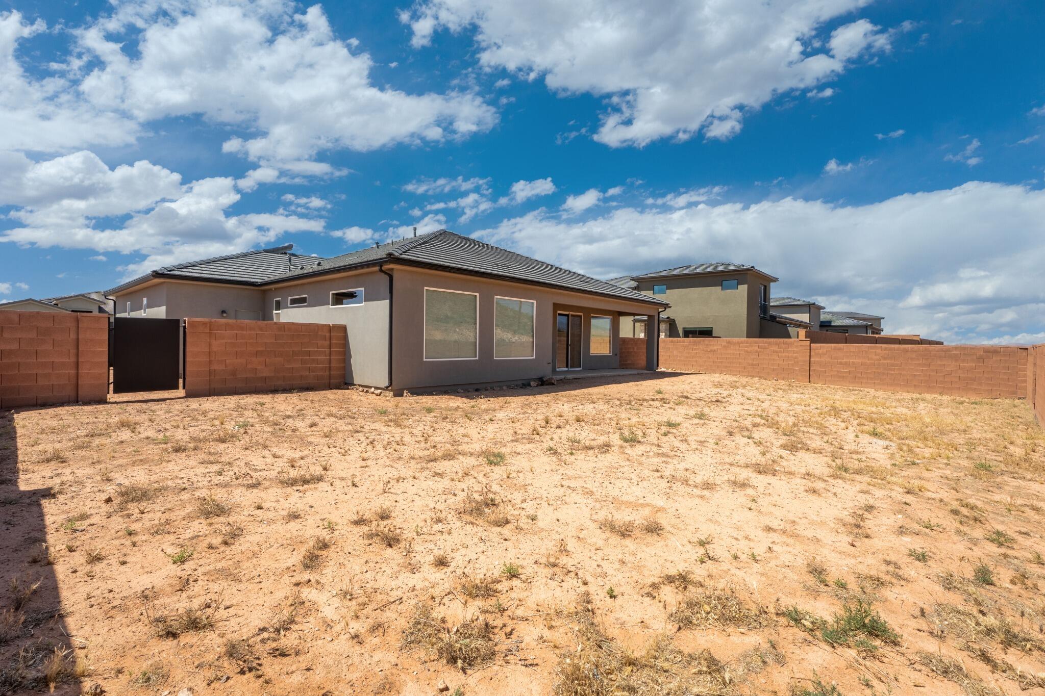 PAINTED SANDS - Residential