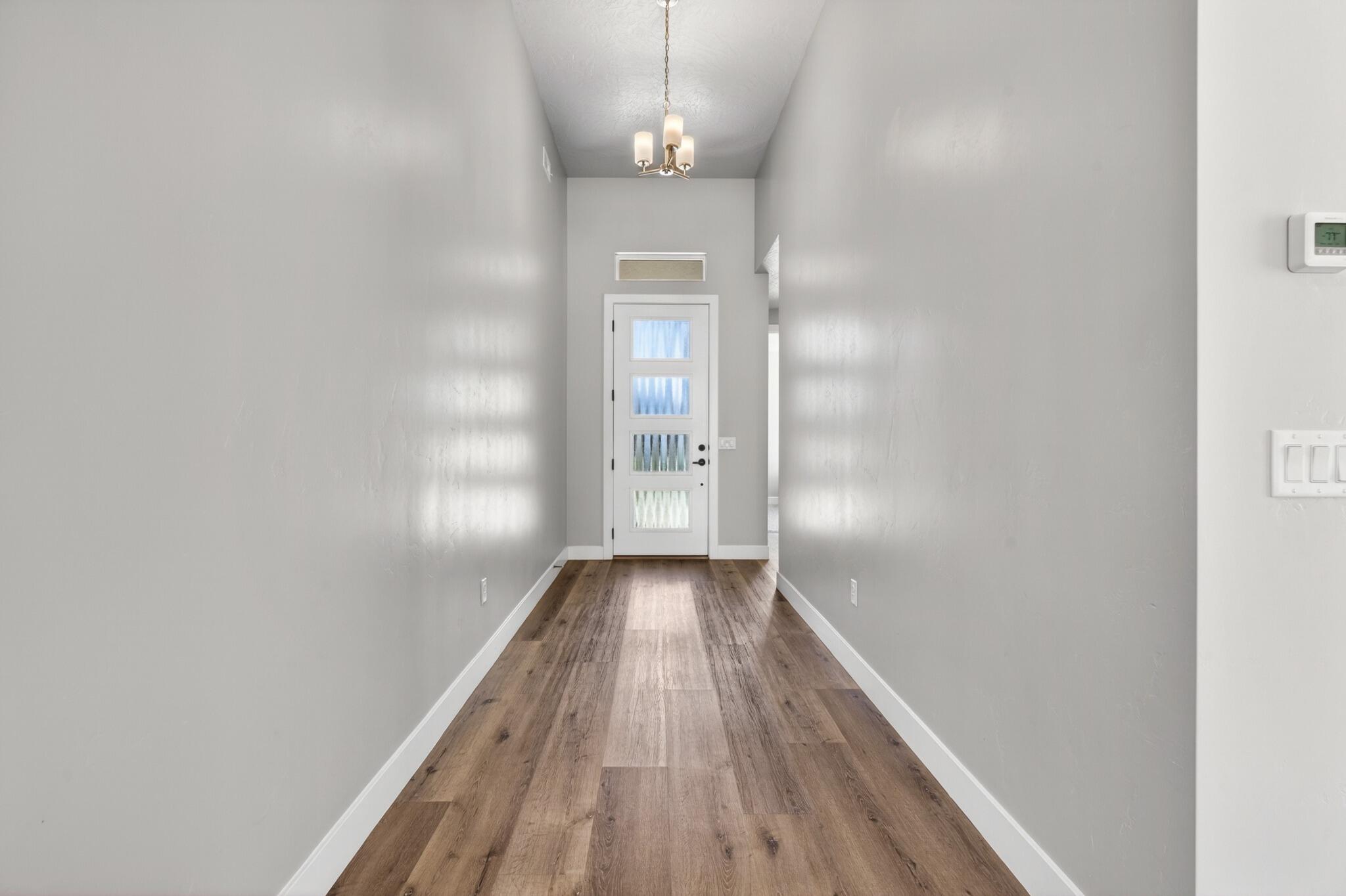 PAINTED SANDS - Residential