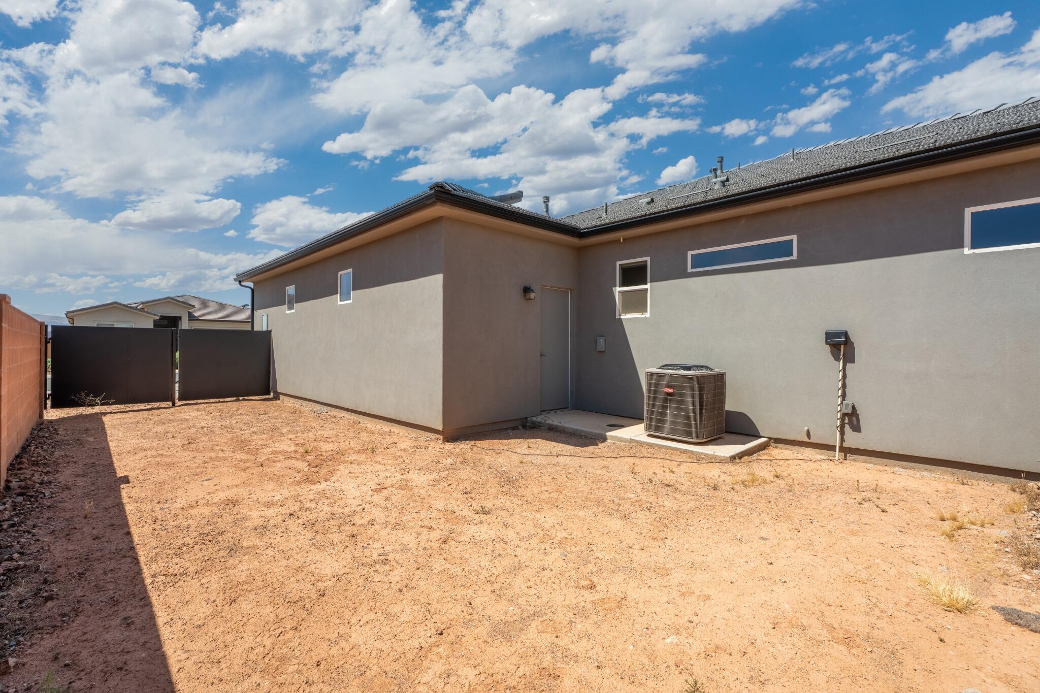 PAINTED SANDS - Residential