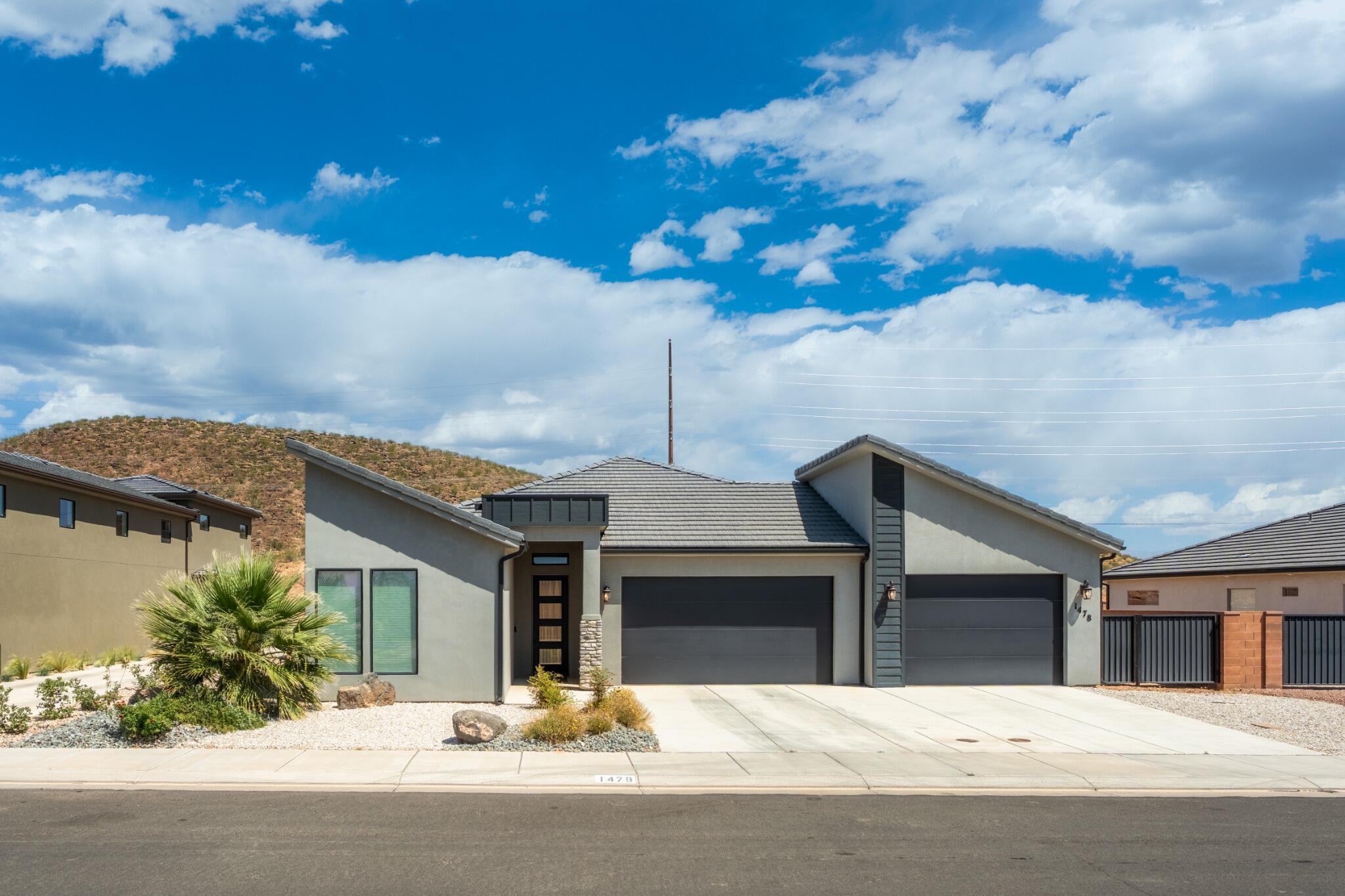 PAINTED SANDS - Residential