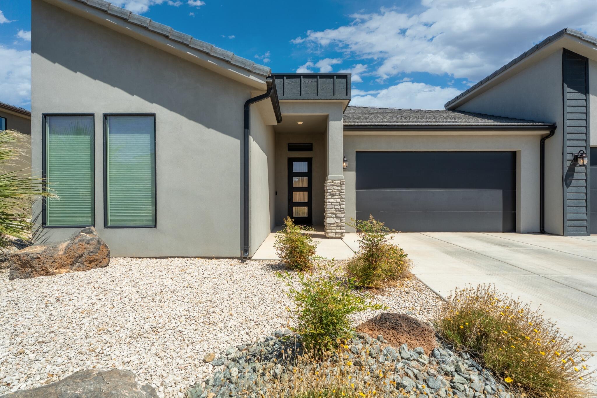 PAINTED SANDS - Residential