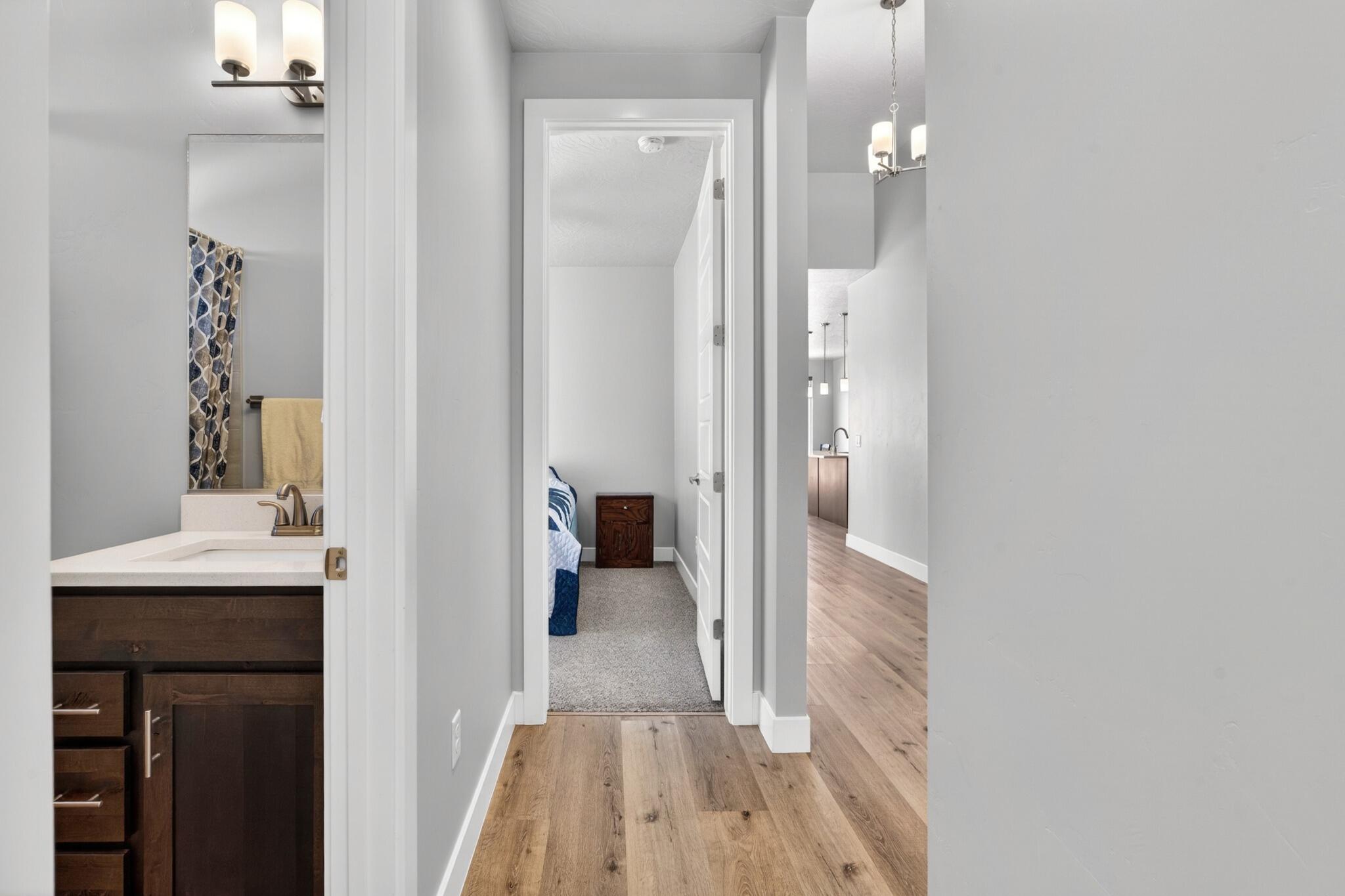 PAINTED SANDS - Residential