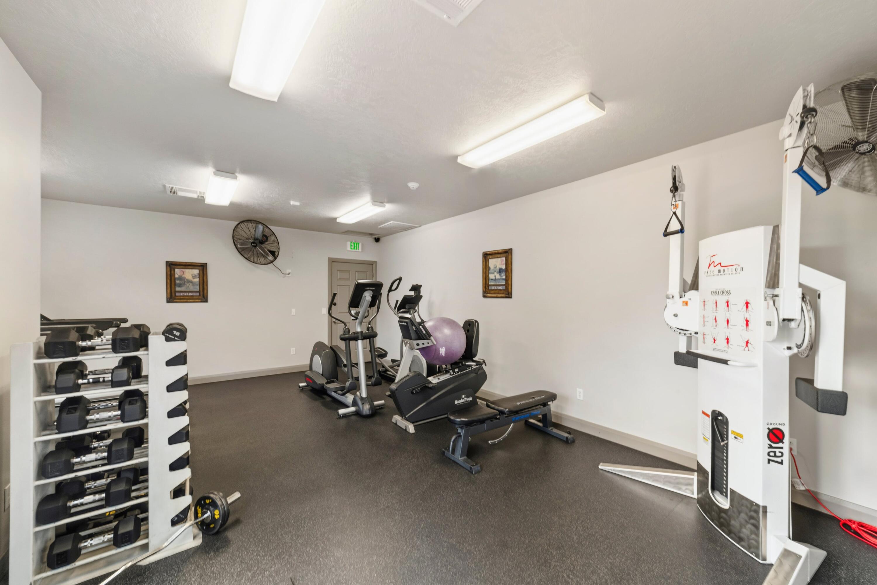 HIDDEN VALLEY TOWN HOMES - Residential