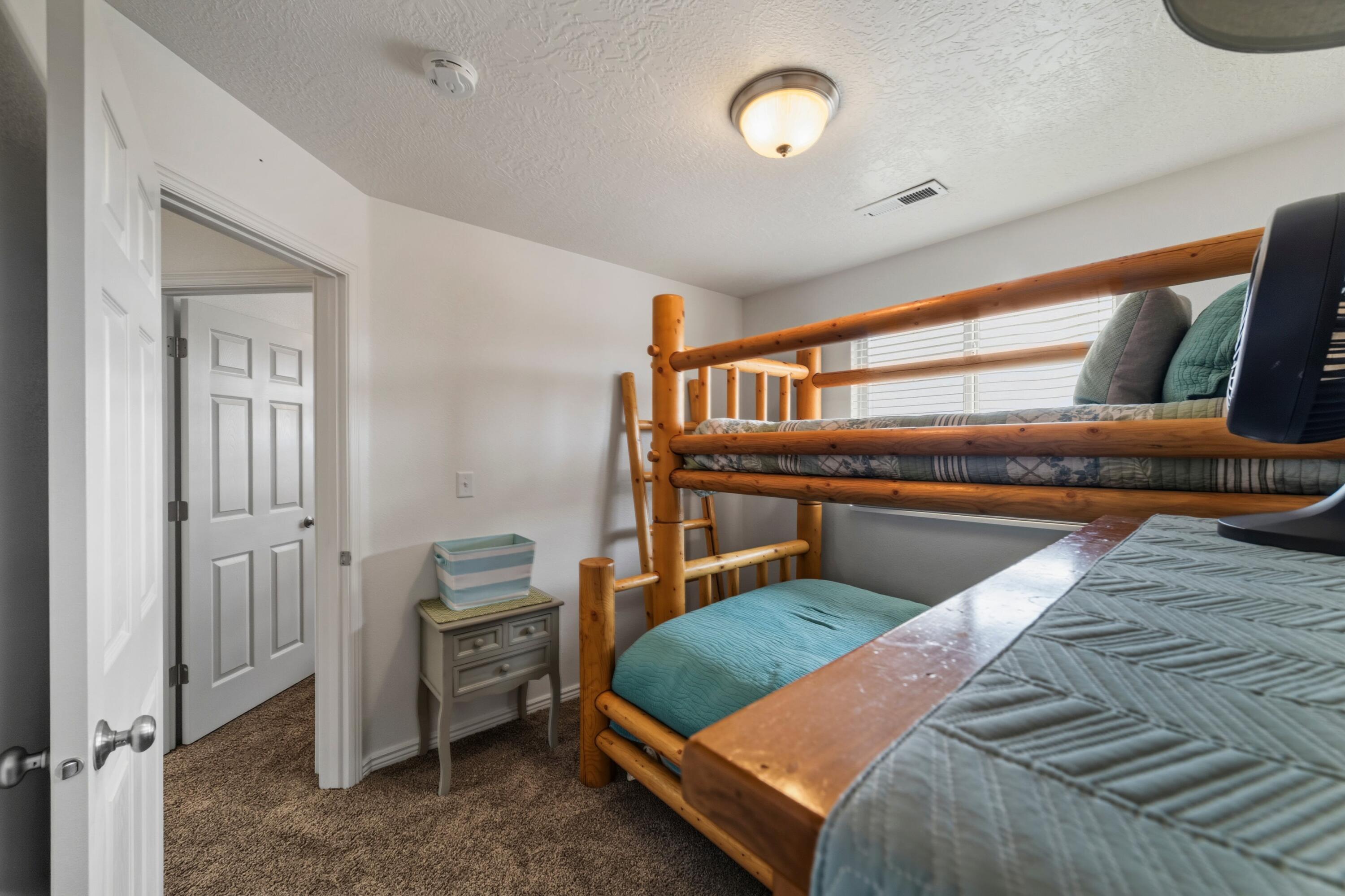 HIDDEN VALLEY TOWN HOMES - Residential