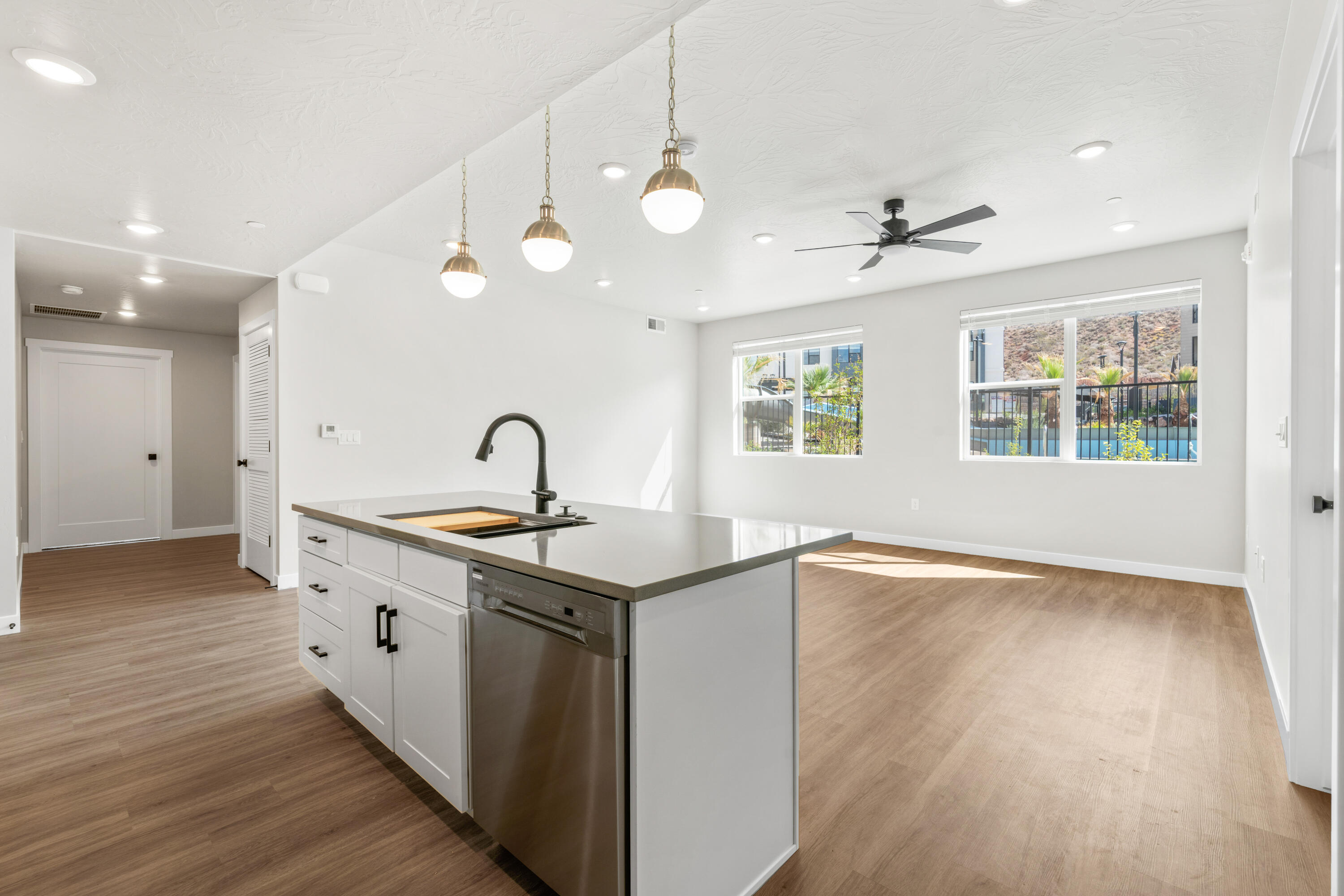 CORAL SPRINGS CONDOMINIUMS - Residential